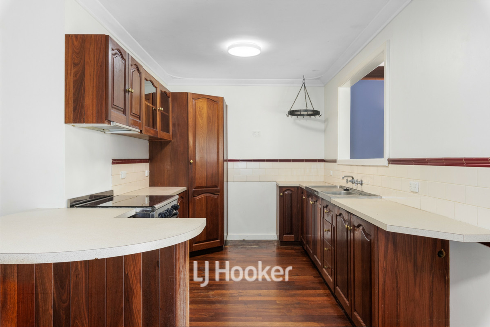2 Macqueen Crescent, SOUTH BUNBURY