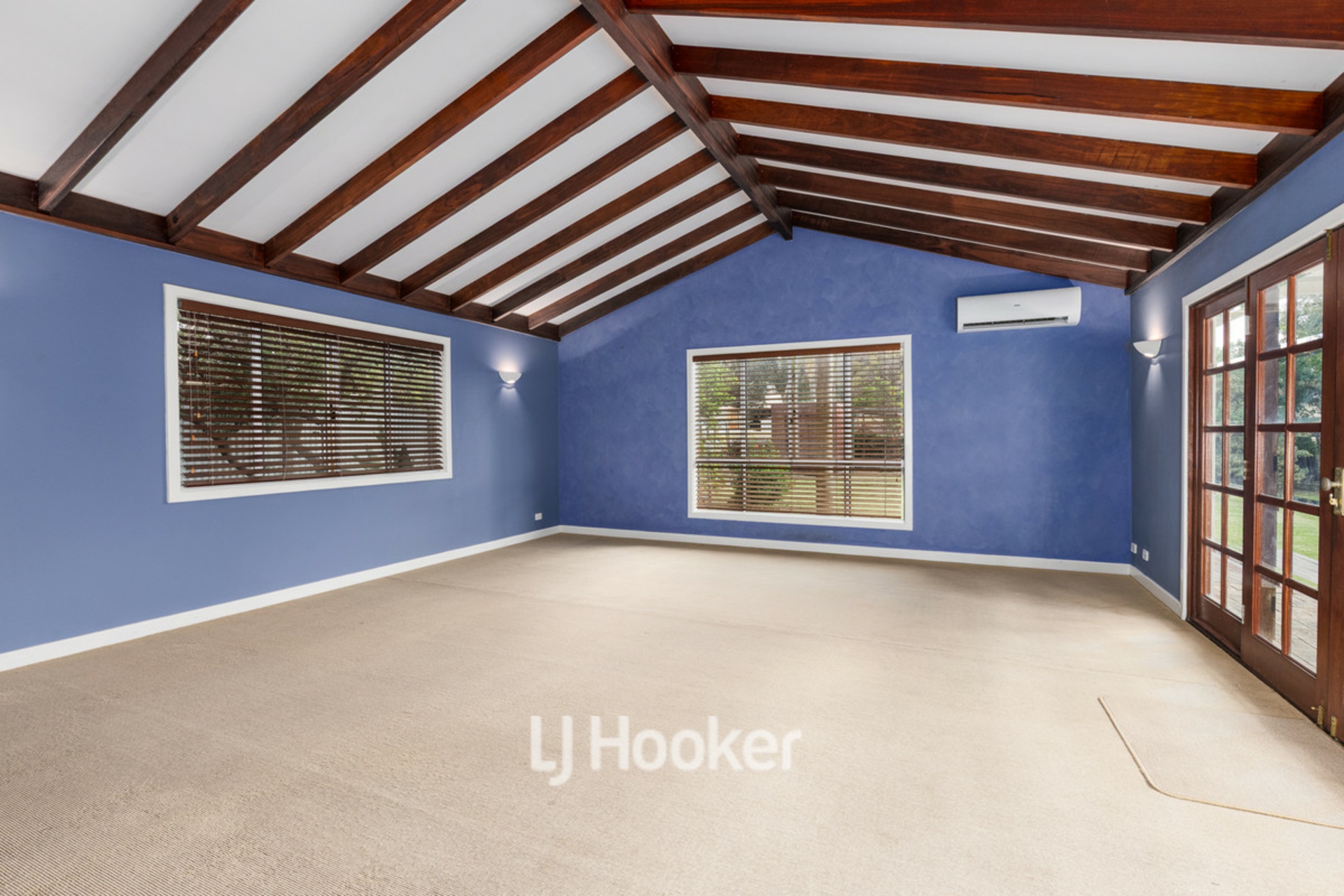 2 Macqueen Crescent, SOUTH BUNBURY