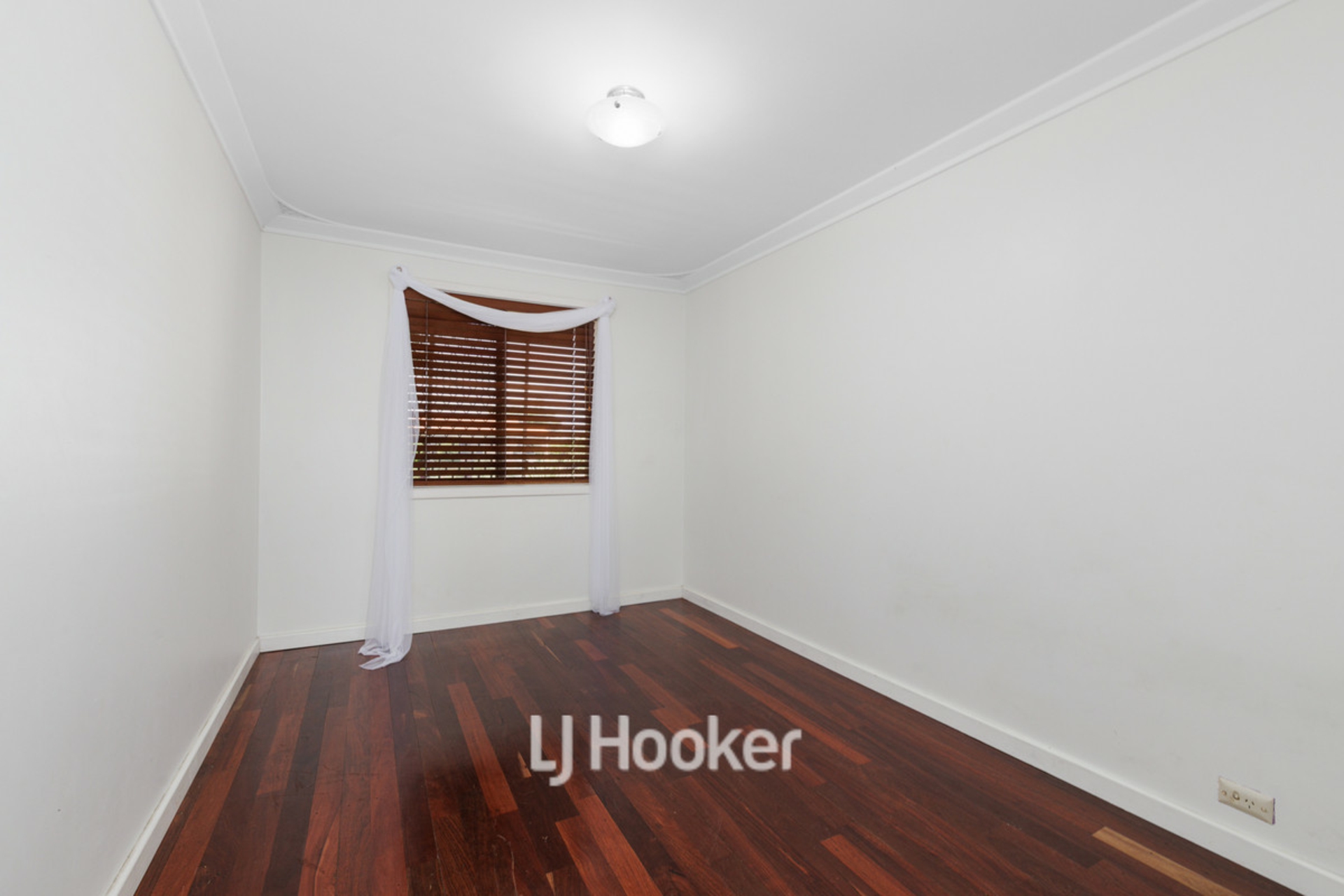2 Macqueen Crescent, SOUTH BUNBURY