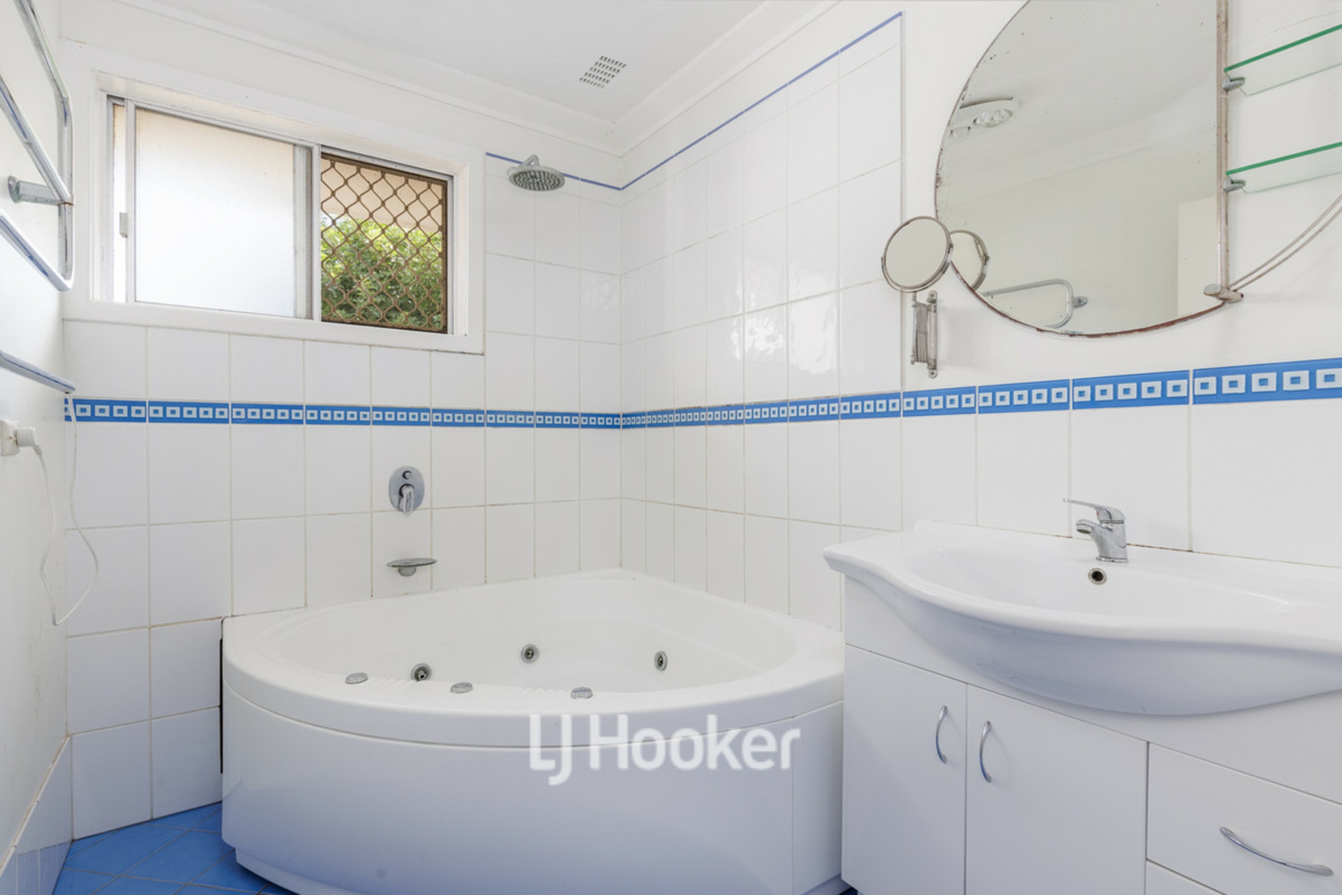 2 Macqueen Crescent, SOUTH BUNBURY