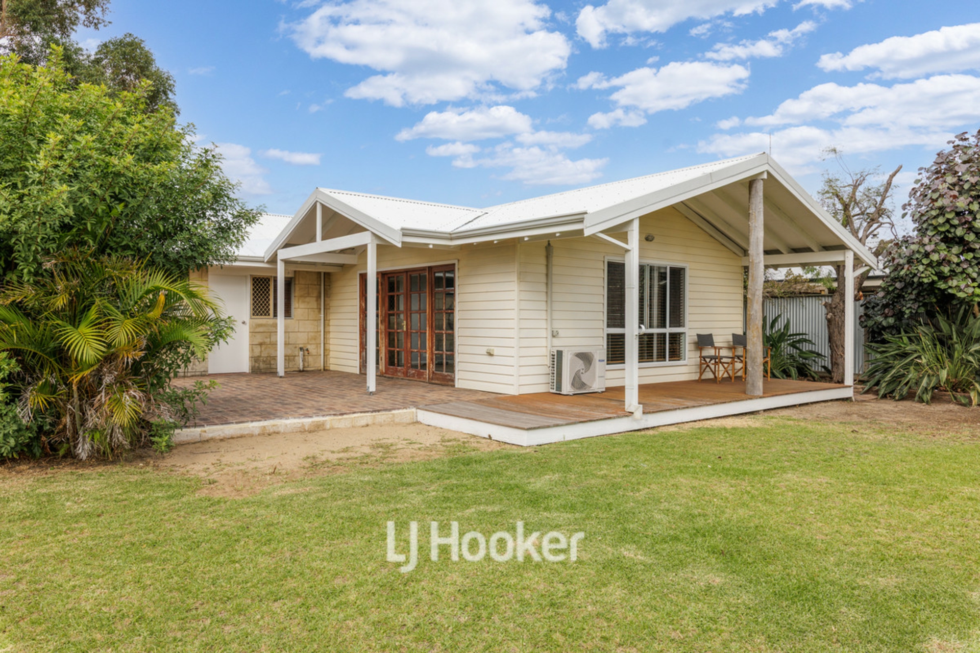 2 Macqueen Crescent, SOUTH BUNBURY