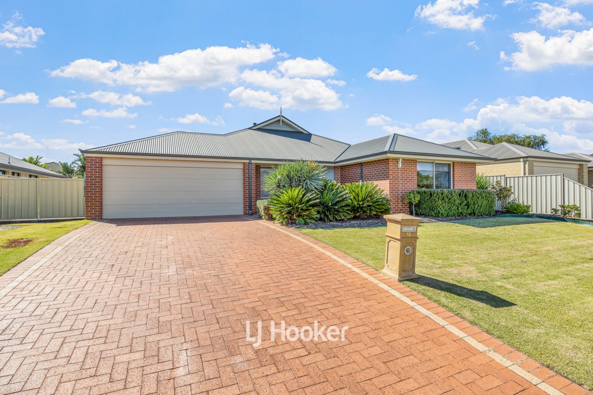 13 Pluto Drive, AUSTRALIND