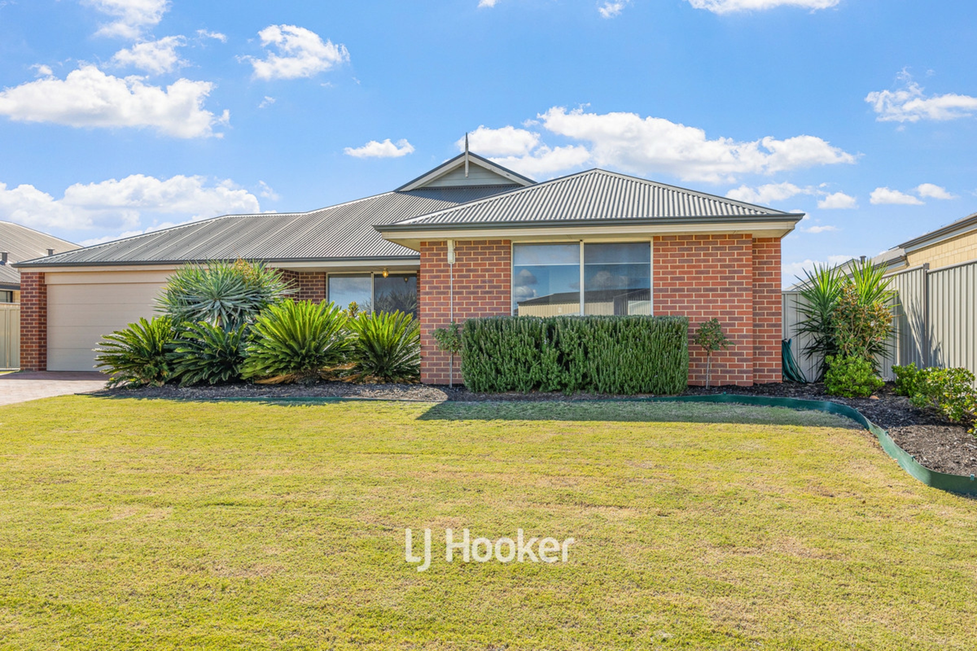 13 Pluto Drive, AUSTRALIND