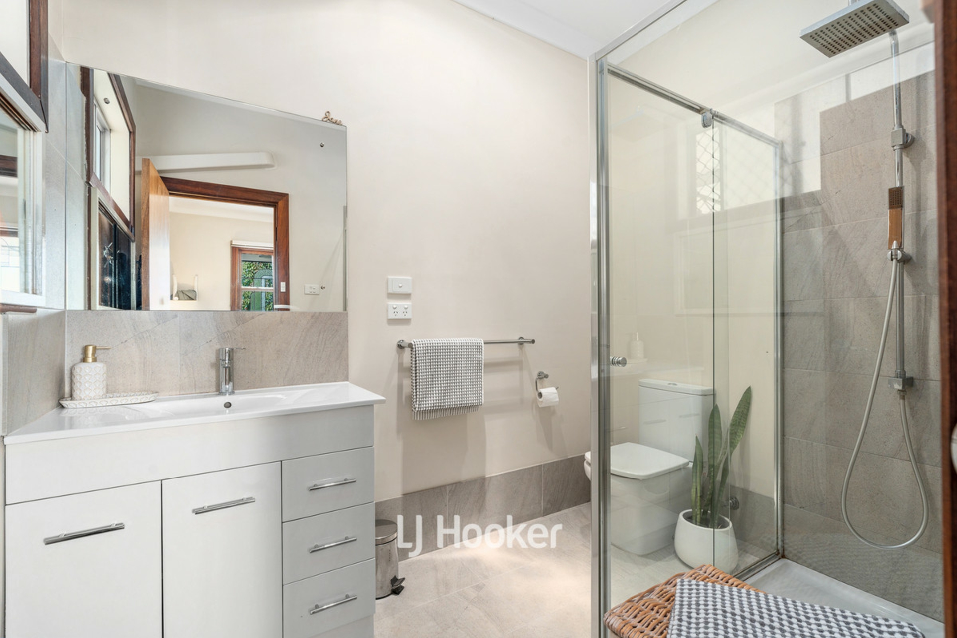 26 View Street, COLLIE