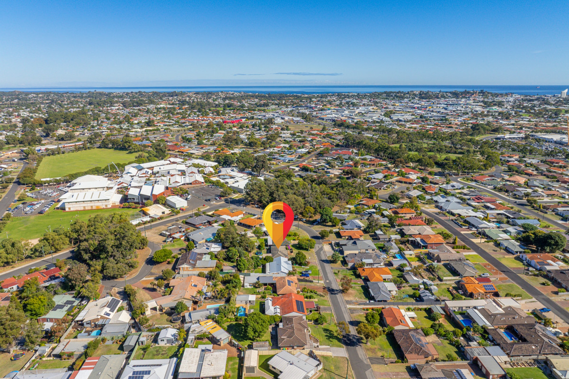 9 Tilley Crescent, EAST BUNBURY