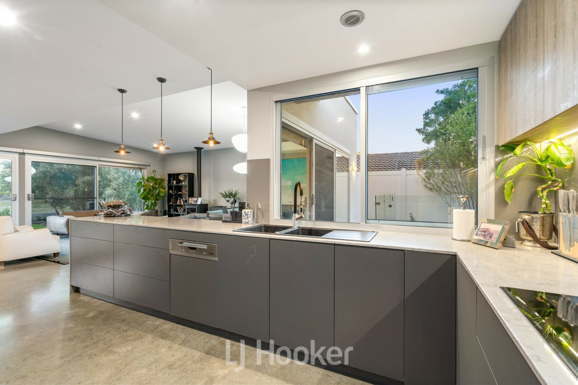 624 Geographe Bay Road, BROADWATER