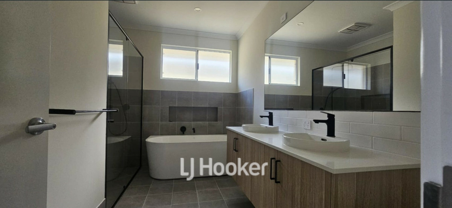 33 Ballyneal Loop, DUNSBOROUGH