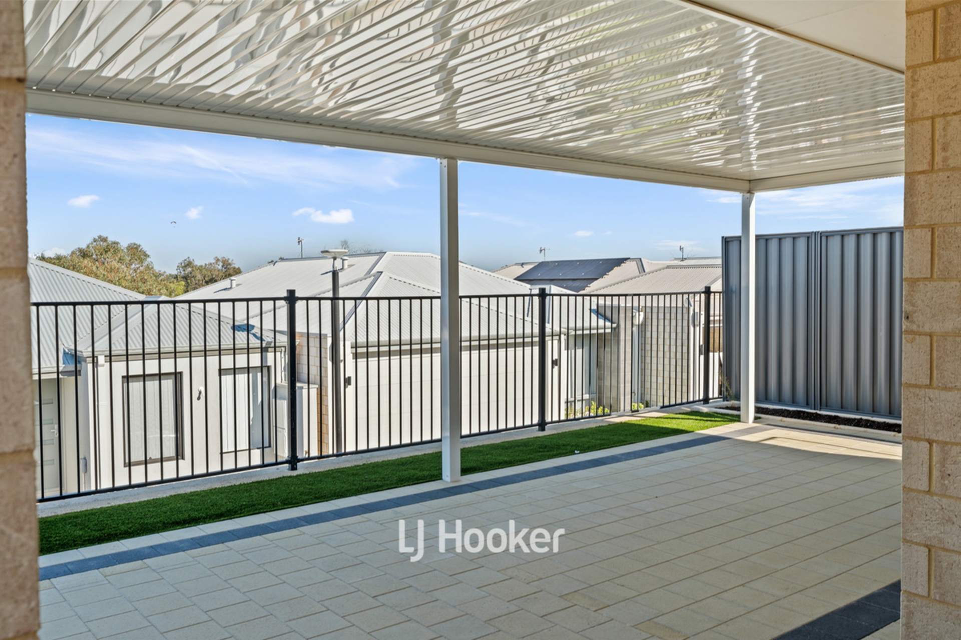 90 Carnelian Avenue, AUSTRALIND
