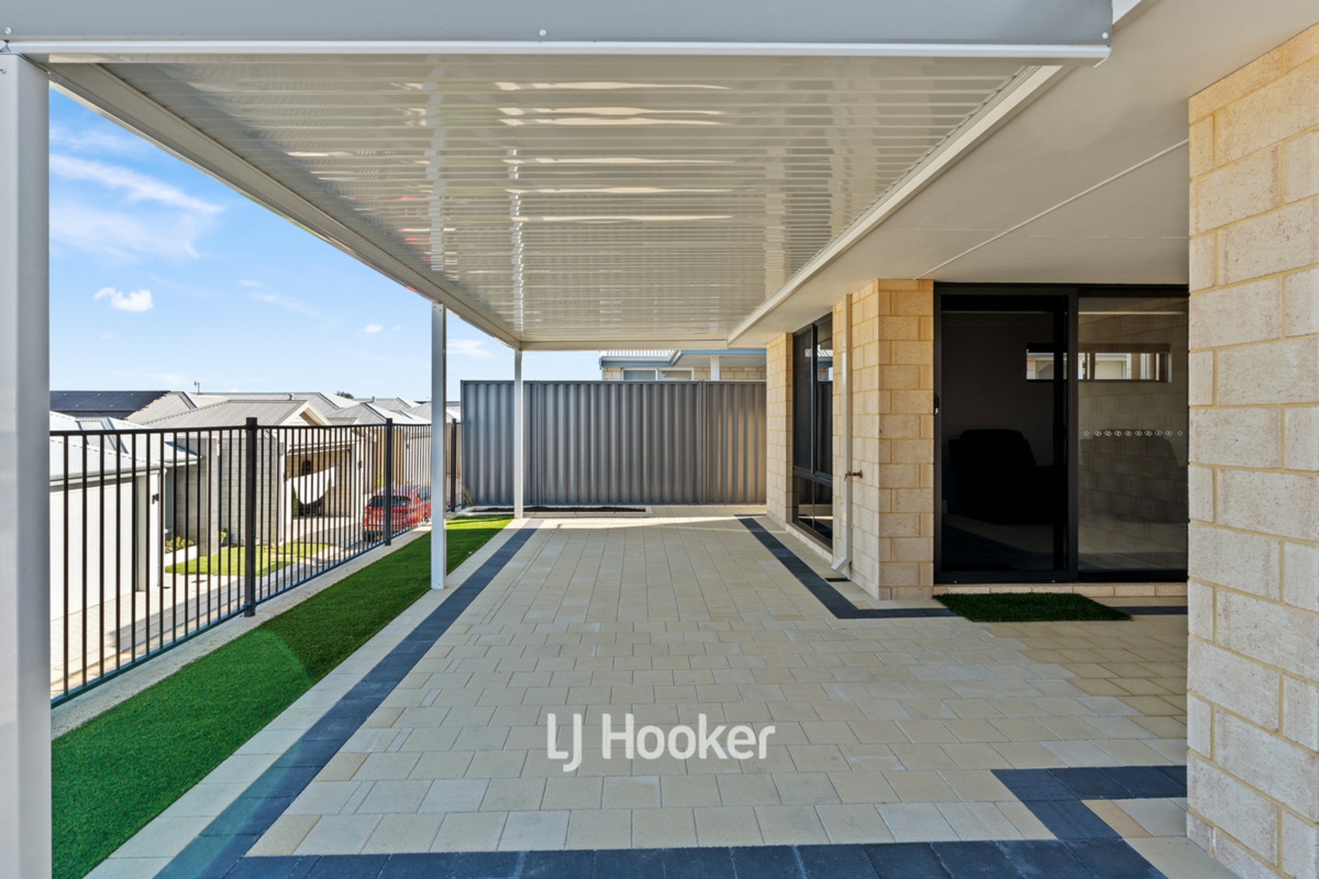 90 Carnelian Avenue, AUSTRALIND