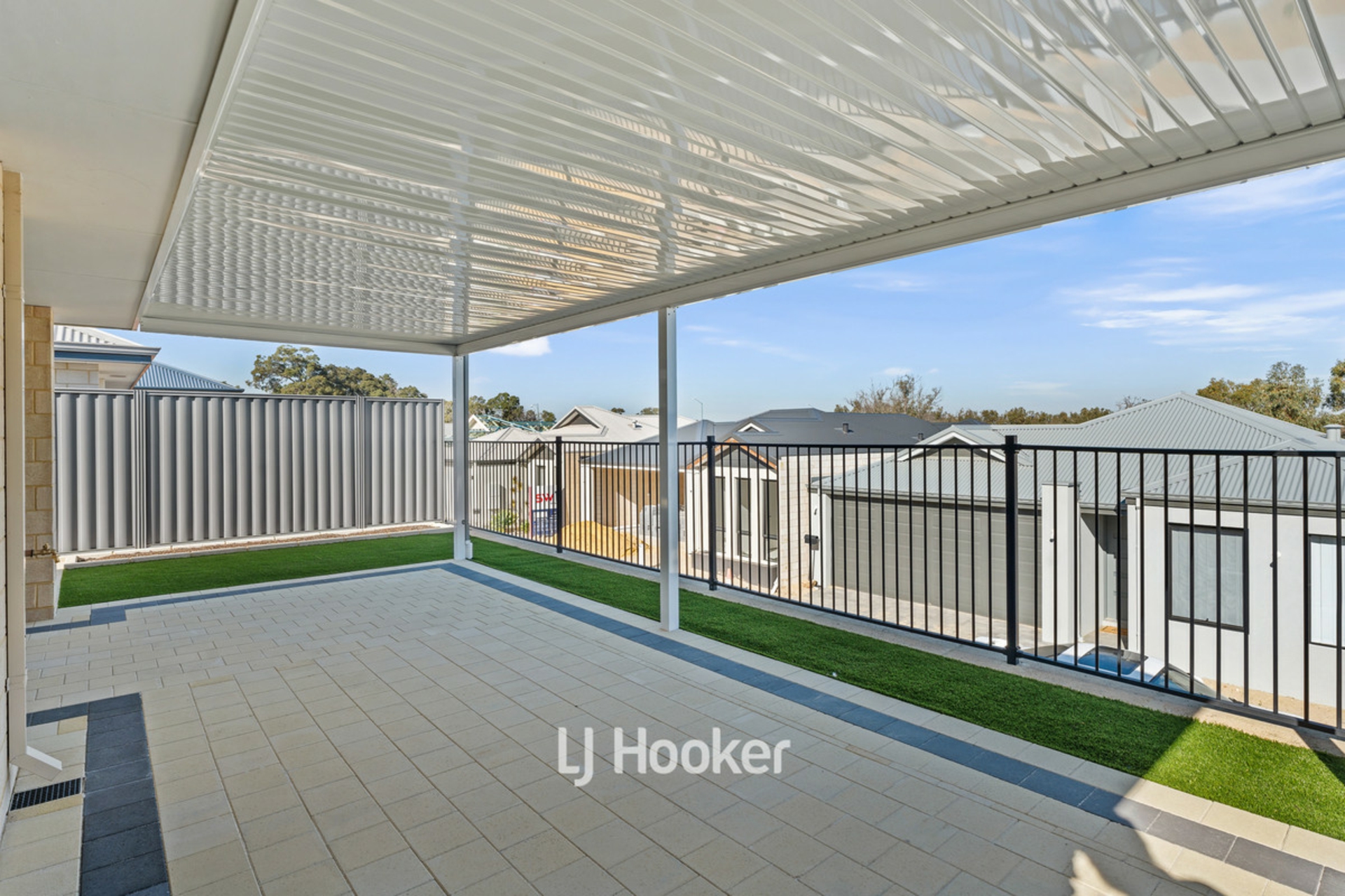 90 Carnelian Avenue, AUSTRALIND