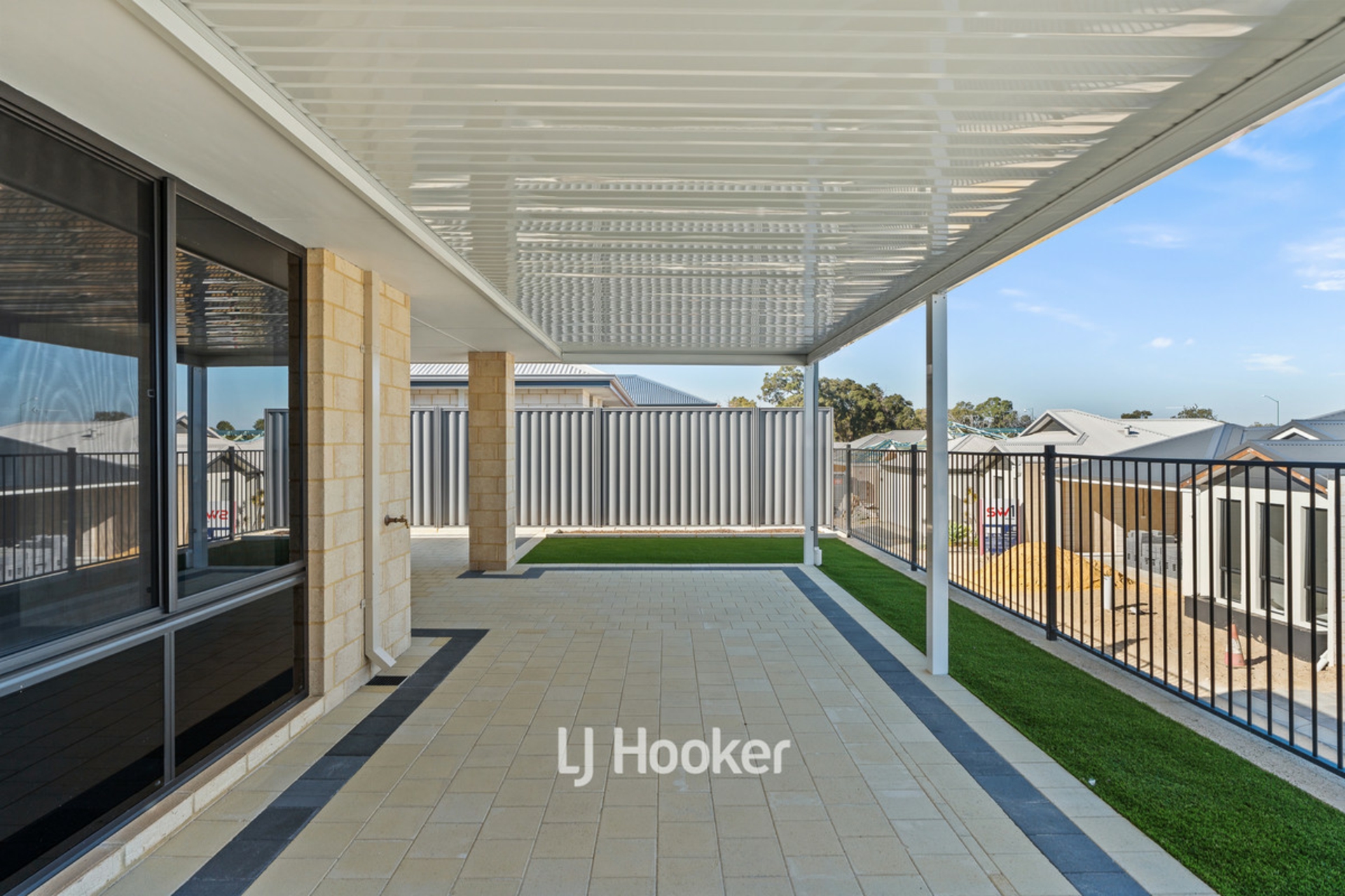 90 Carnelian Avenue, AUSTRALIND
