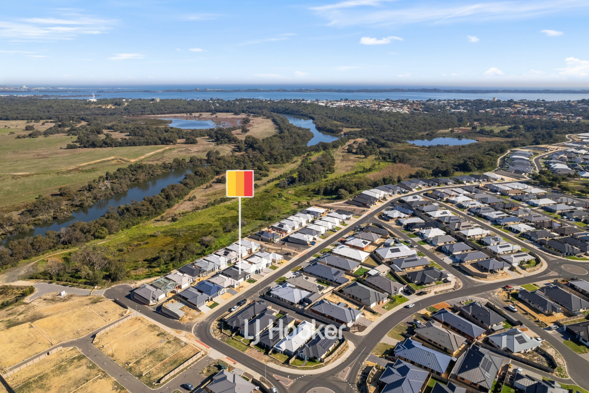 90 Carnelian Avenue, AUSTRALIND