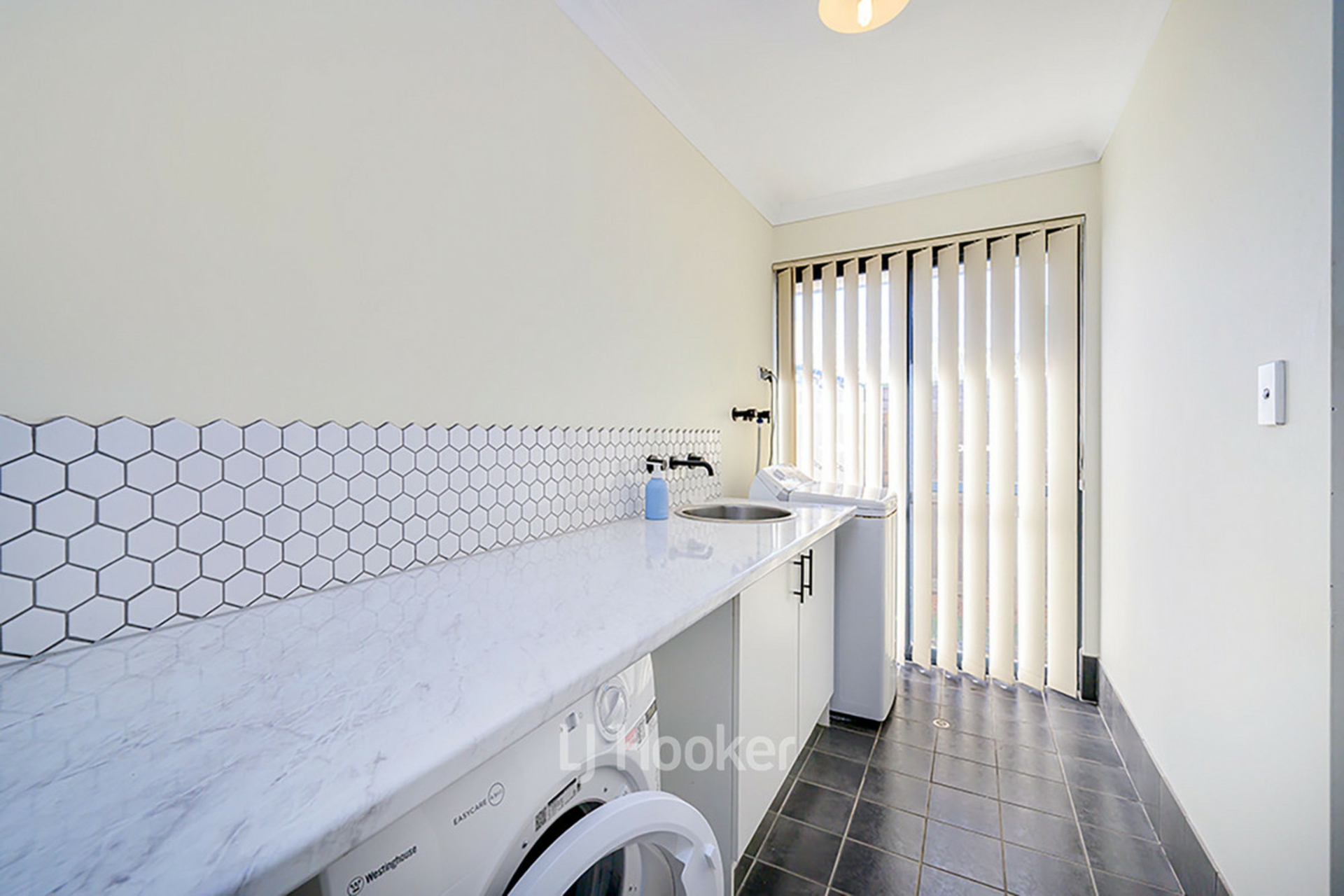 85 Barton Drive, AUSTRALIND