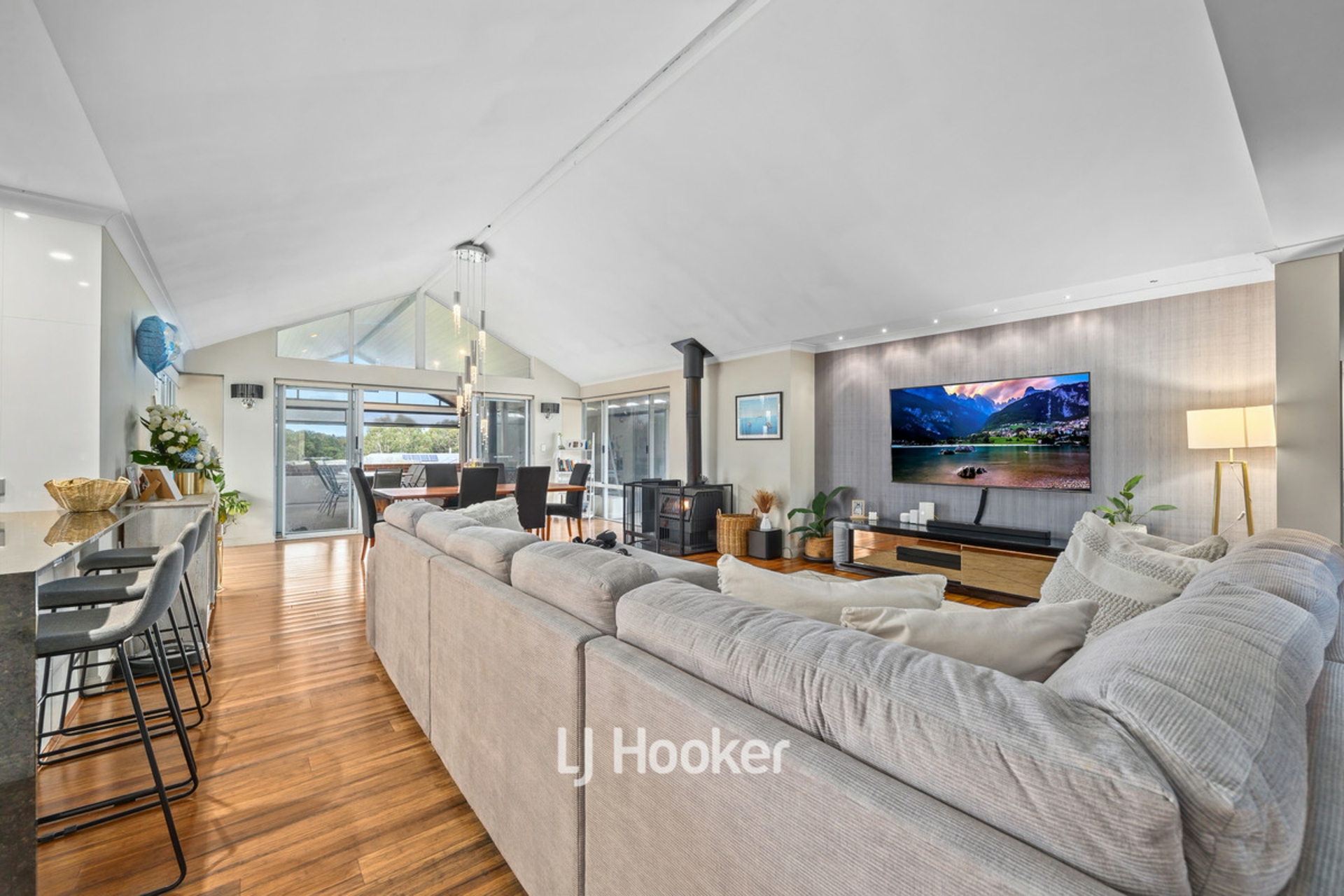 12 Craigie Drive, ROELANDS