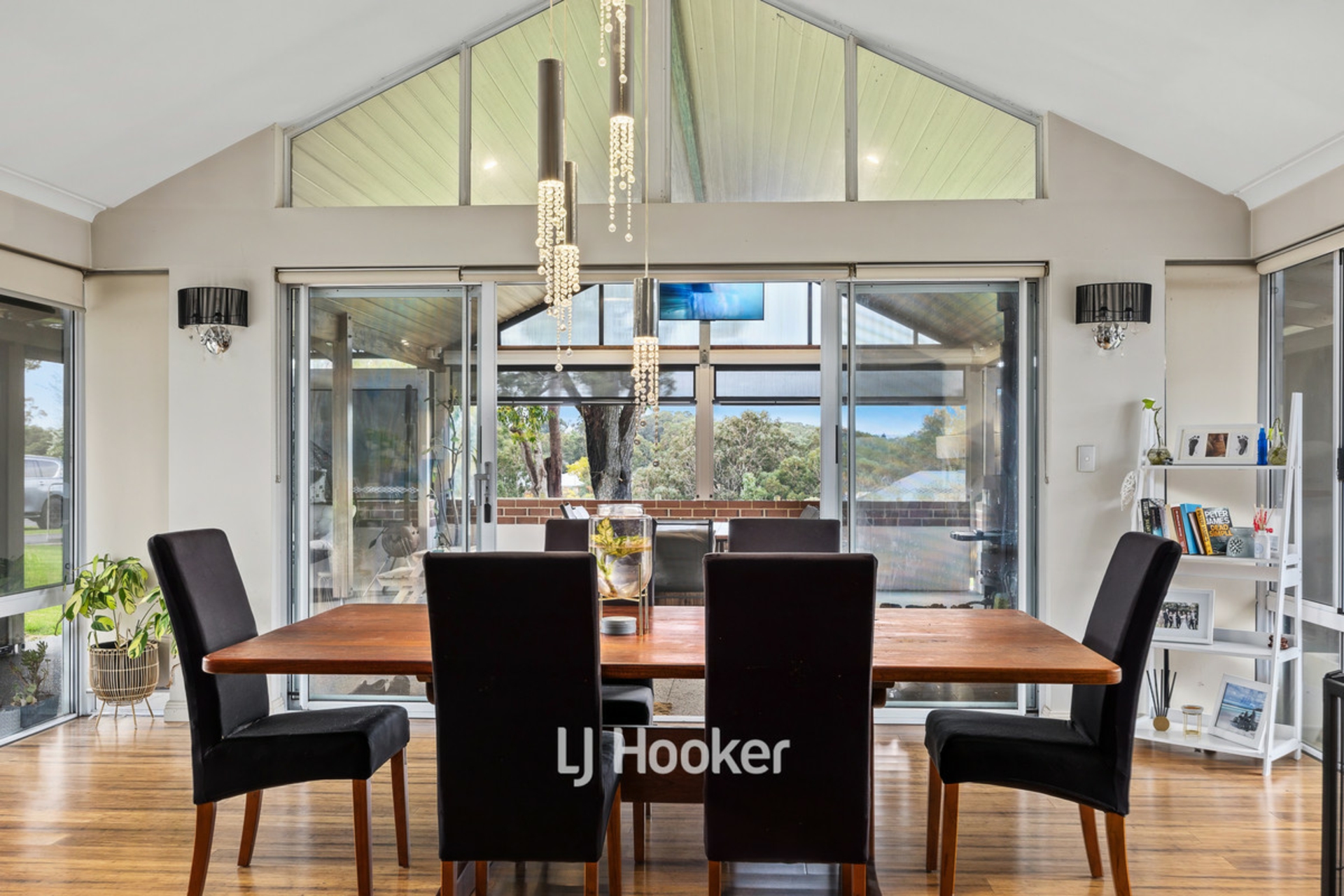 12 Craigie Drive, ROELANDS