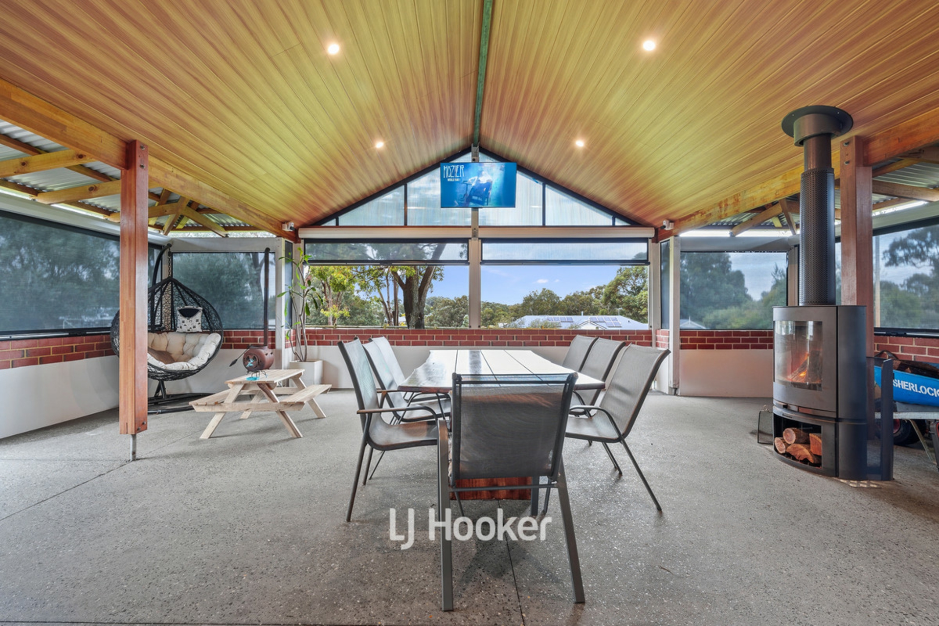 12 Craigie Drive, ROELANDS