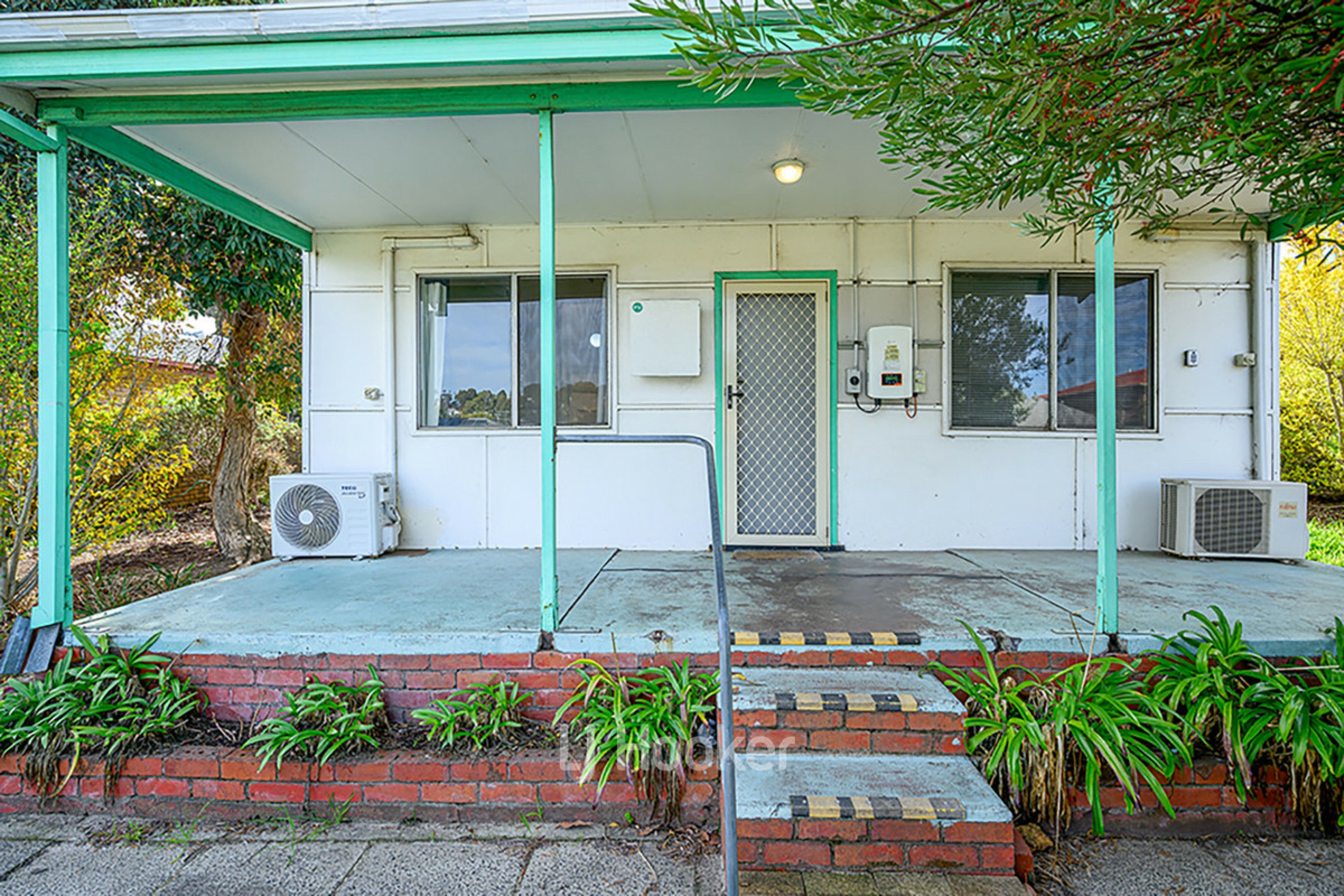 20 Medic Street, COLLIE