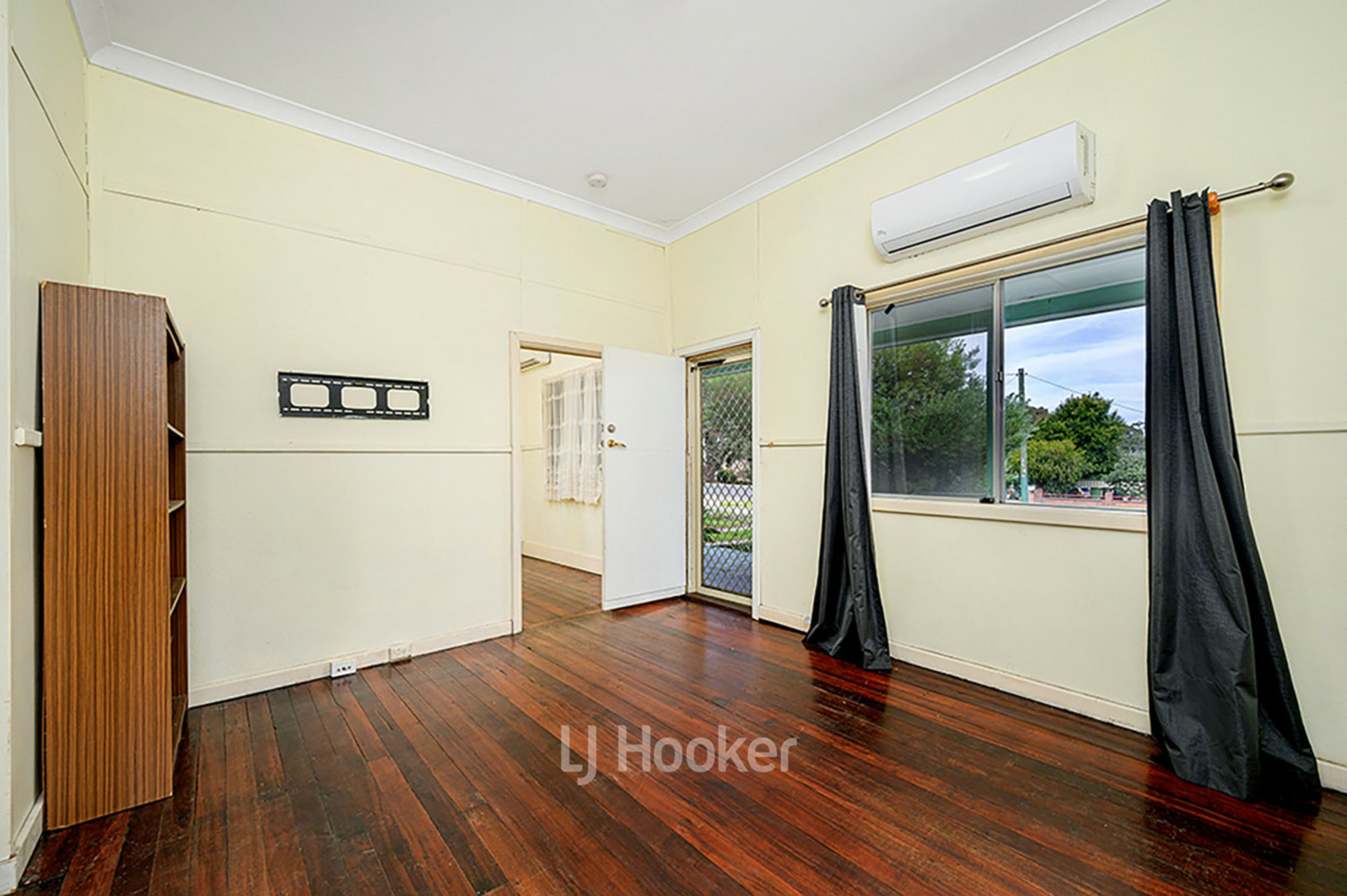 20 Medic Street, COLLIE
