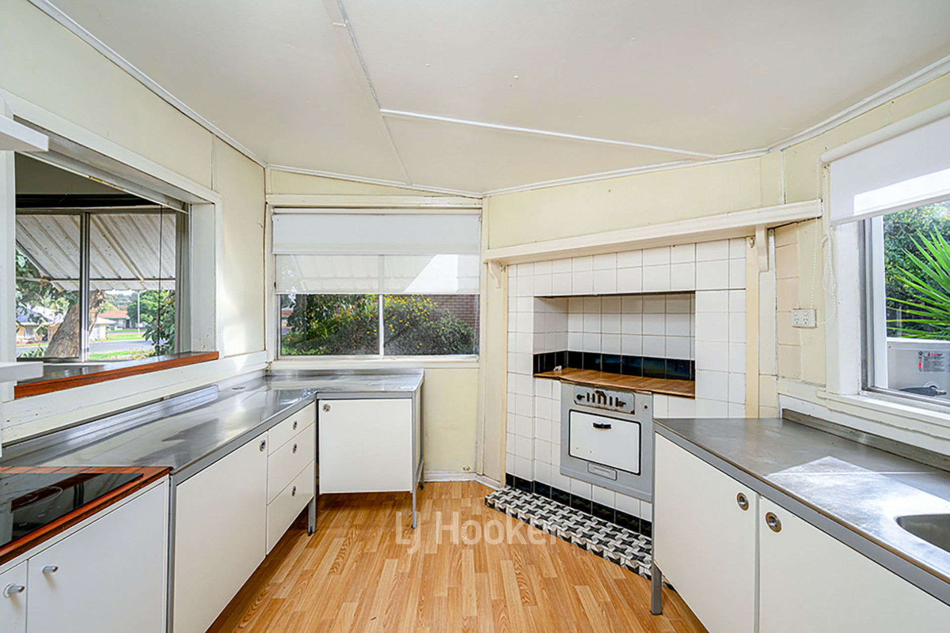 20 Medic Street, COLLIE