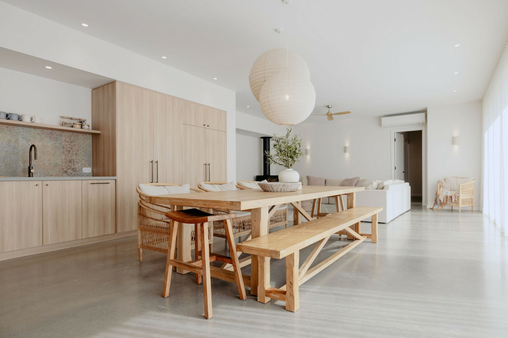 1/10 Hennessey Loop, DUNSBOROUGH