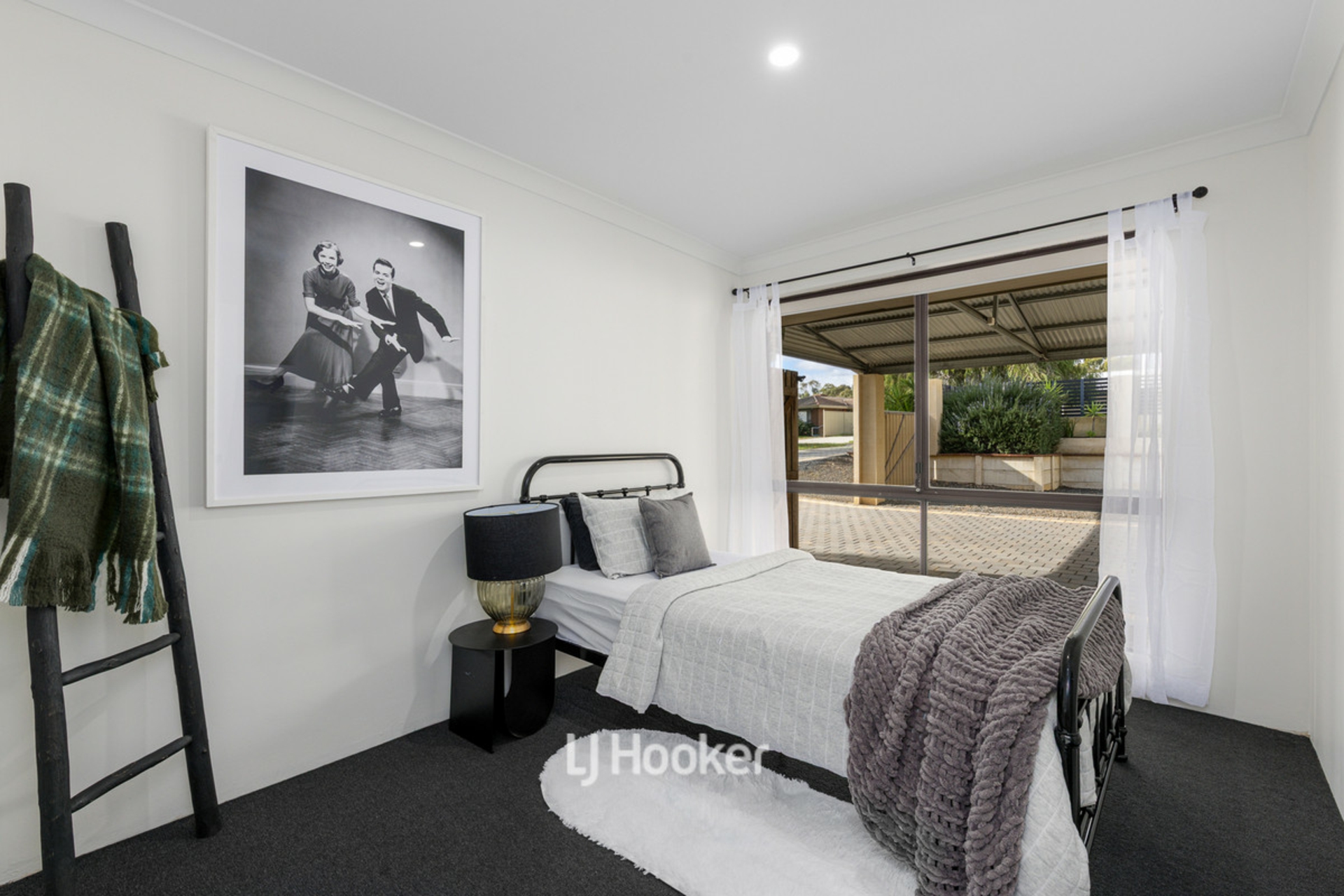 46 Jacaranda Crescent, WITHERS