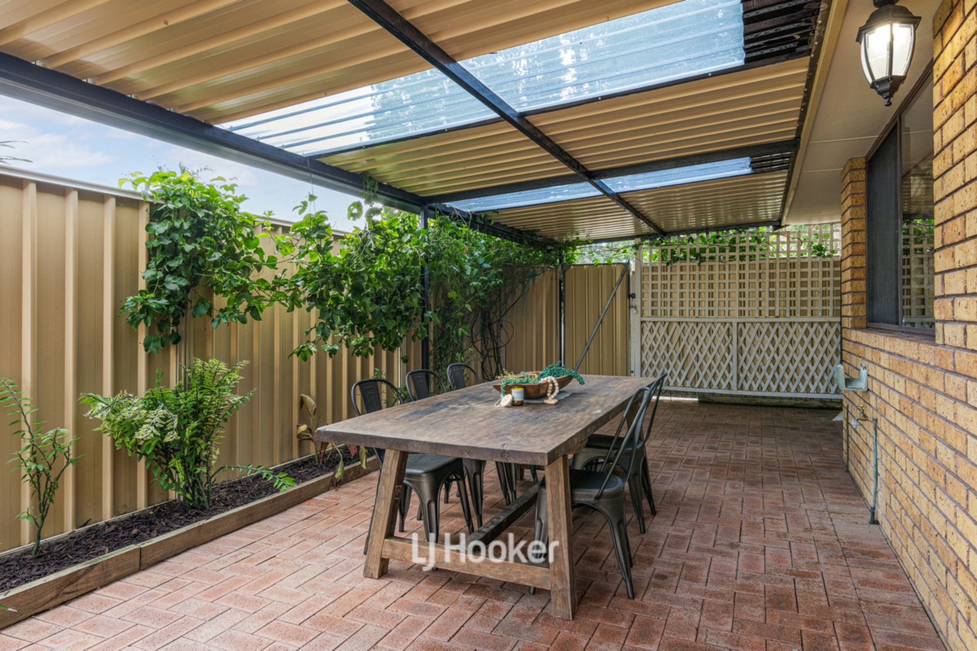 46 Jacaranda Crescent, WITHERS