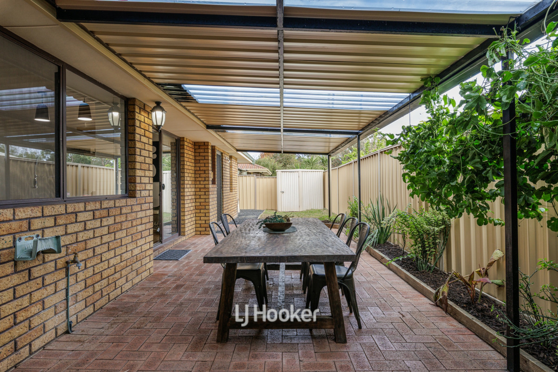 46 Jacaranda Crescent, WITHERS