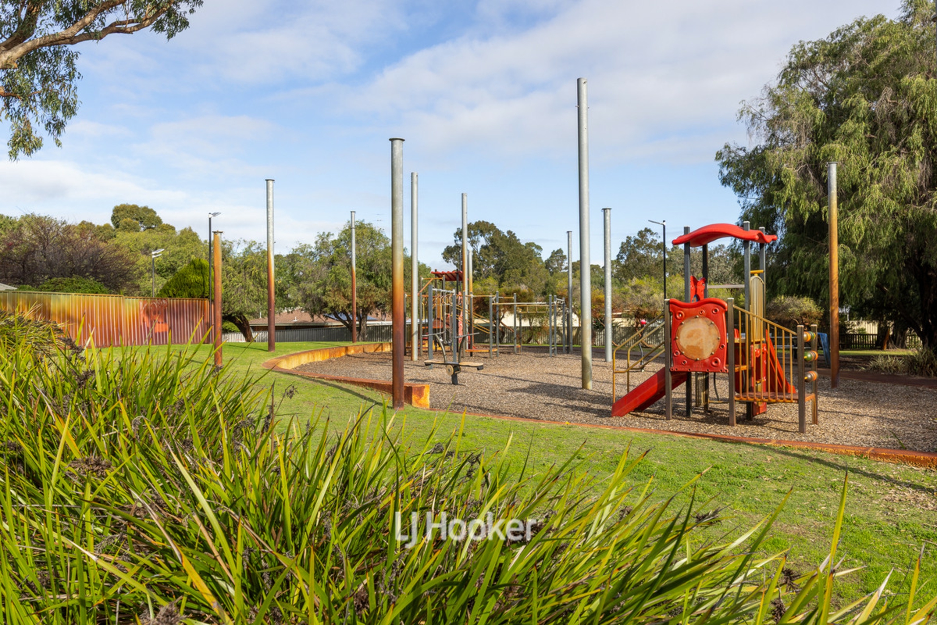 46 Jacaranda Crescent, WITHERS