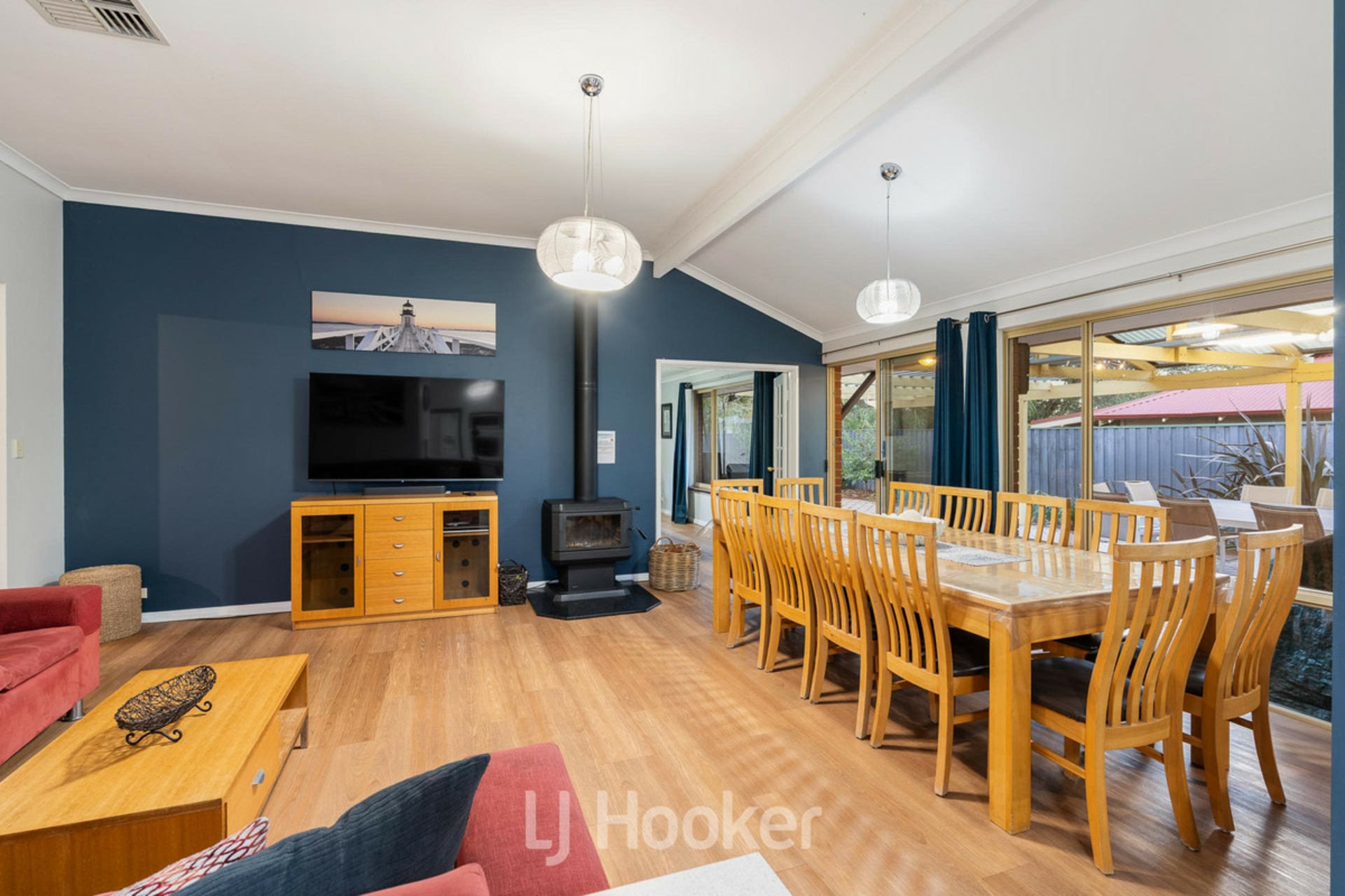 73 Naturaliste Terrace — photo 5 of 29