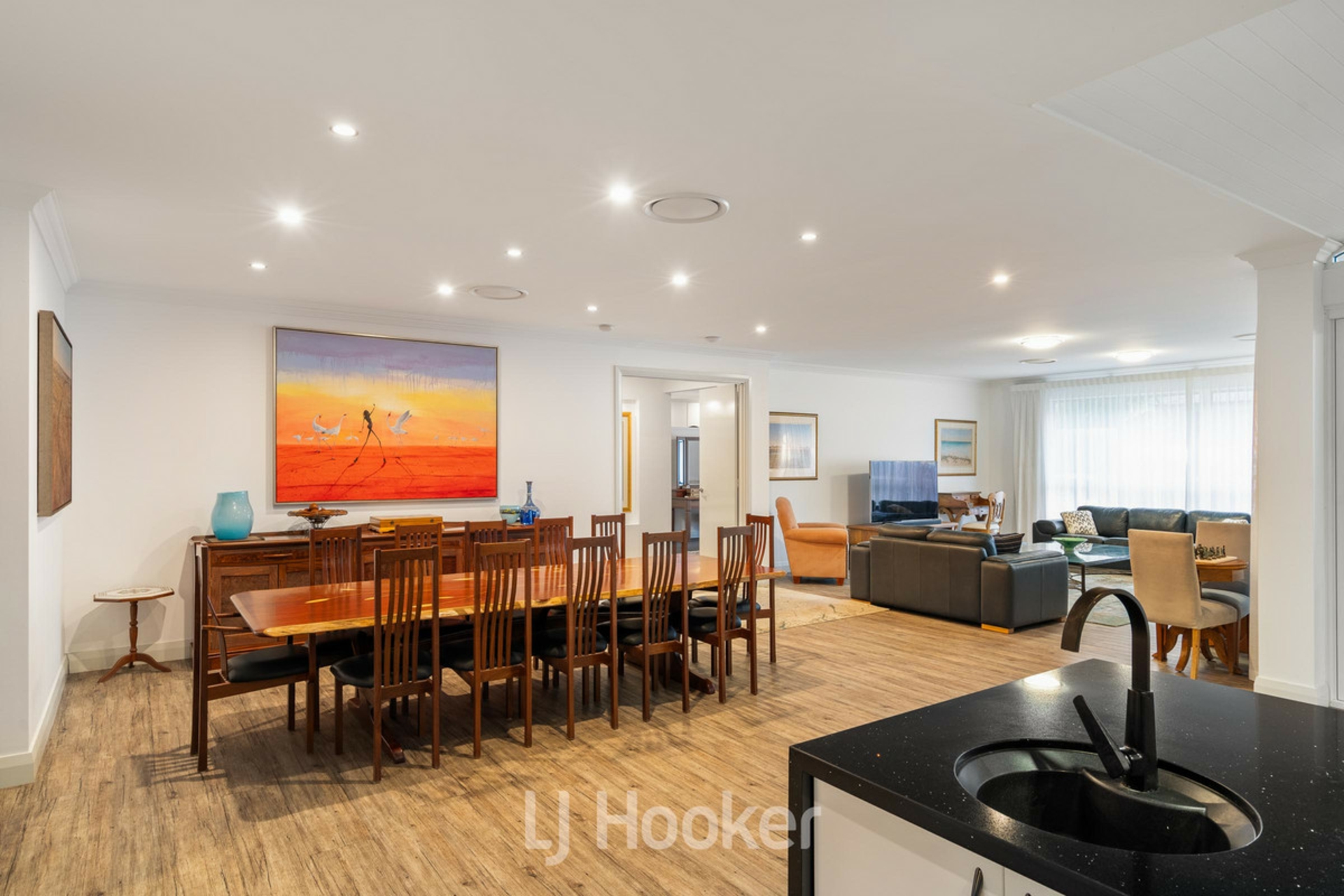 105 Dunsborough Lakes Drive — photo 9 of 30