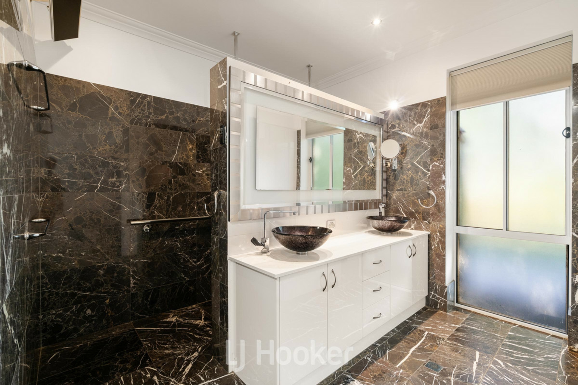 105 Dunsborough Lakes Drive — photo 26 of 30