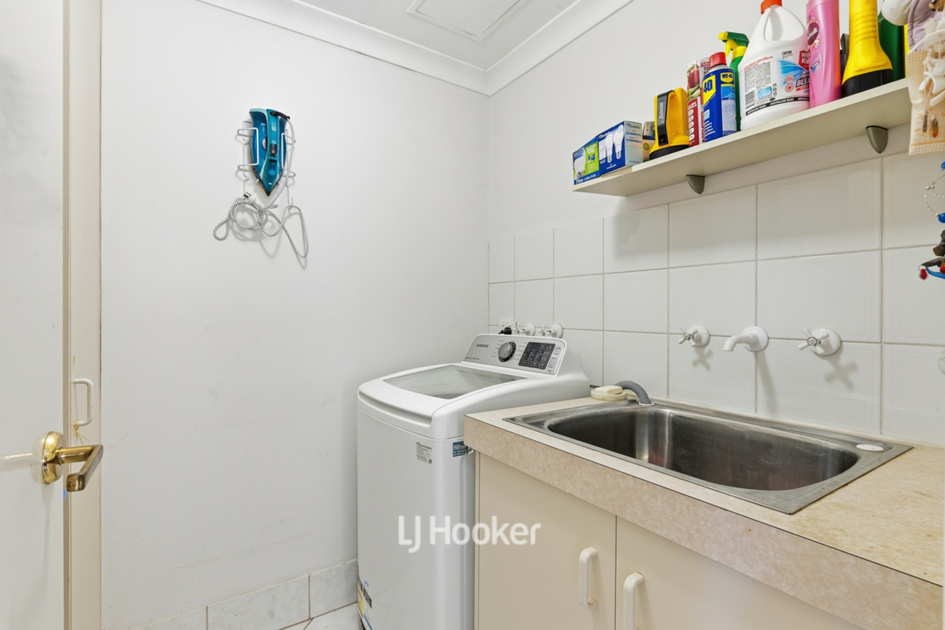 12/24 Stanbury Crescent — photo 11 of 30