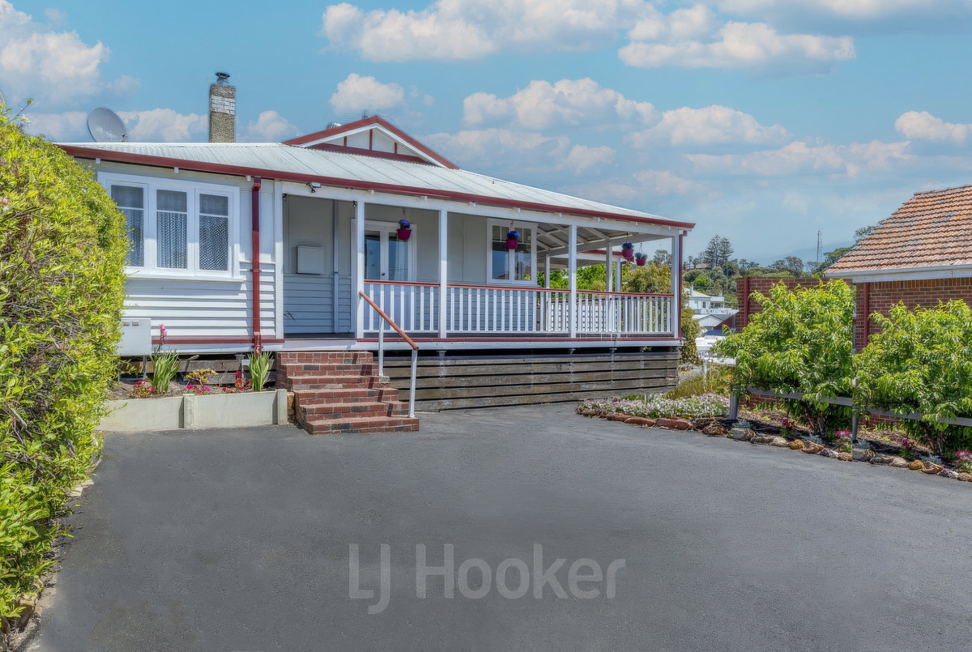 30 Parkfield Street — photo from LJ Hooker Property South West WA