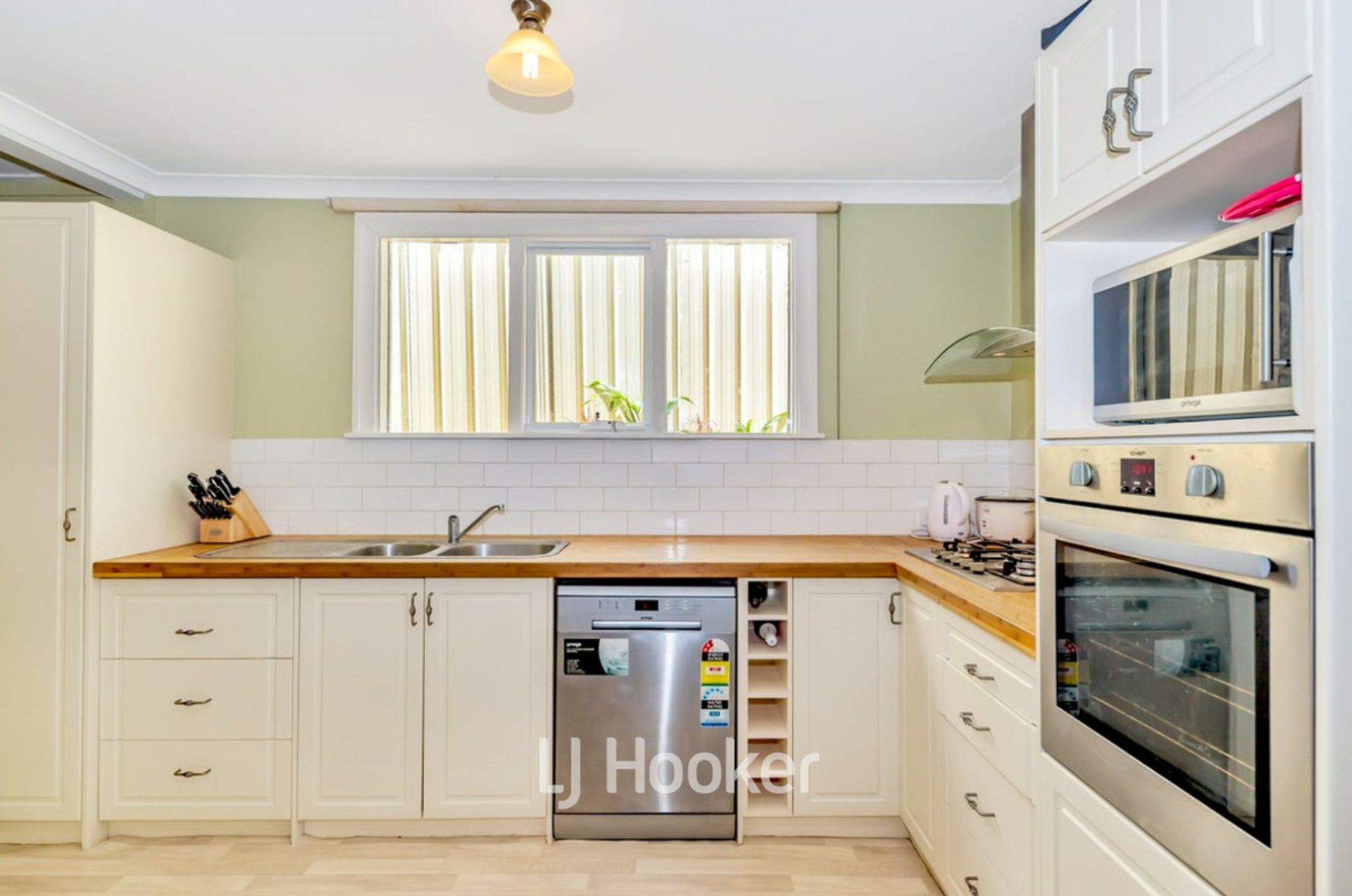30 Parkfield Street — photo 5 of 12