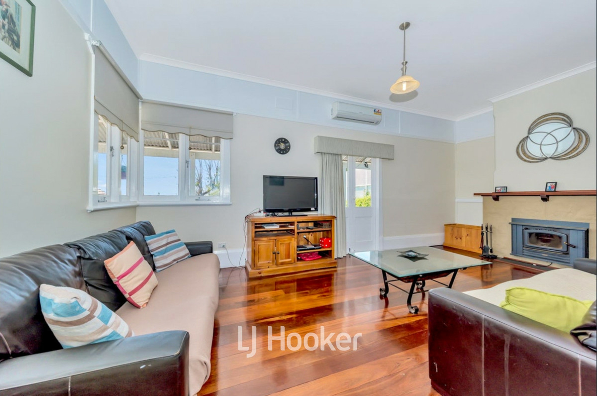 30 Parkfield Street — photo 8 of 12