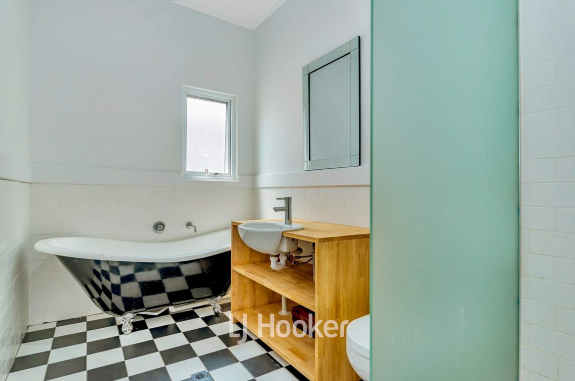 30 Parkfield Street — photo 12 of 12