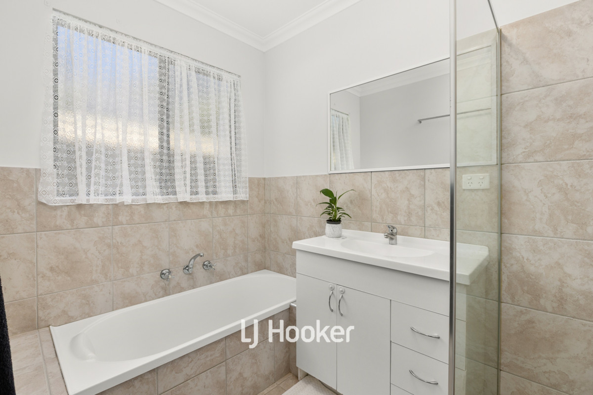 90 Fleet Street — photo 12 of 24