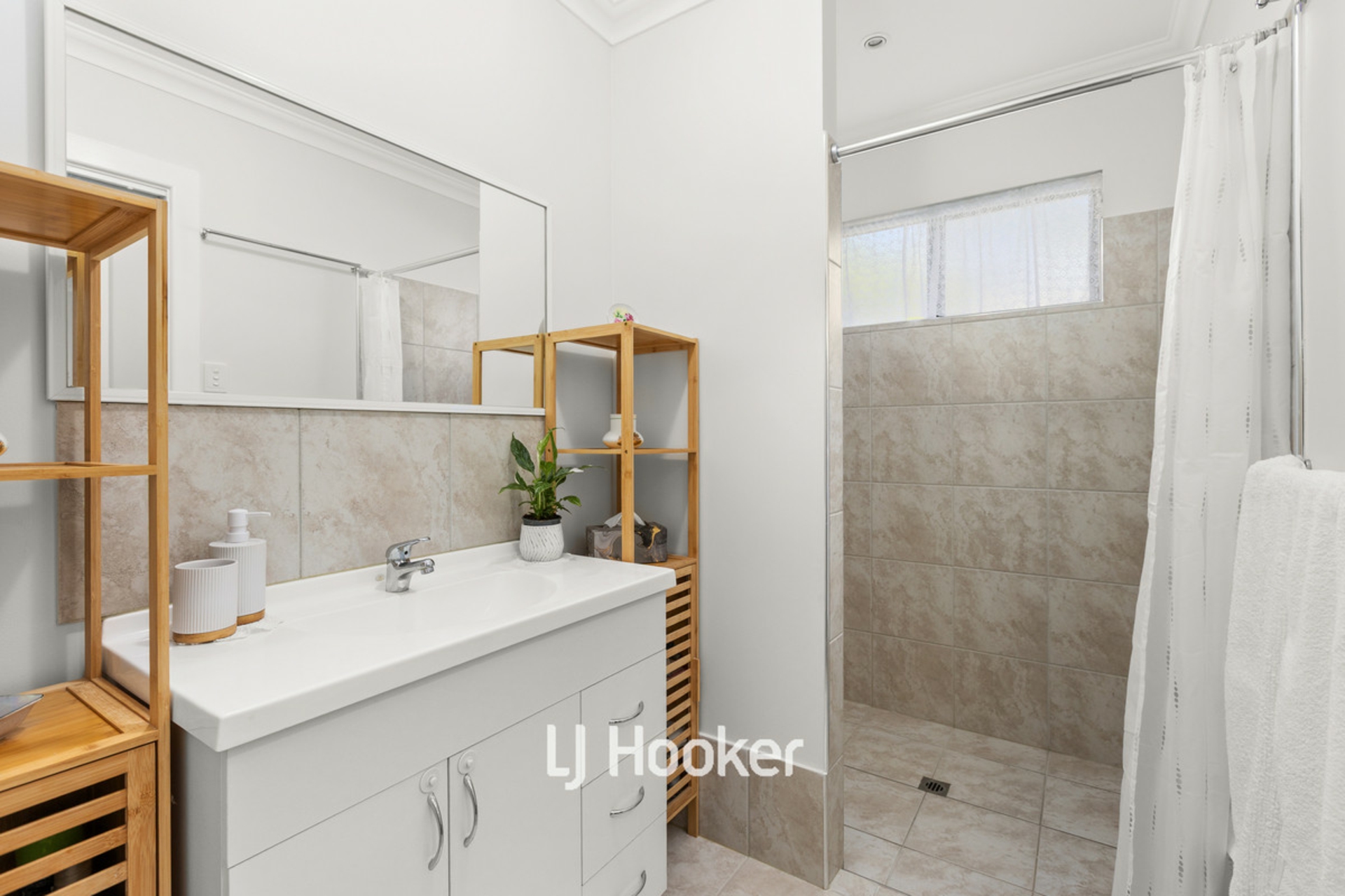 90 Fleet Street — photo 18 of 24