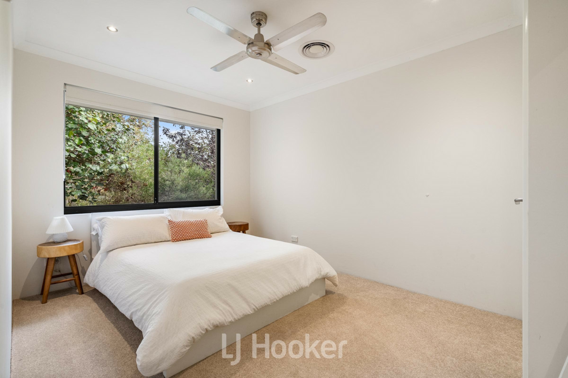 2 Samphire Place — photo 19 of 28