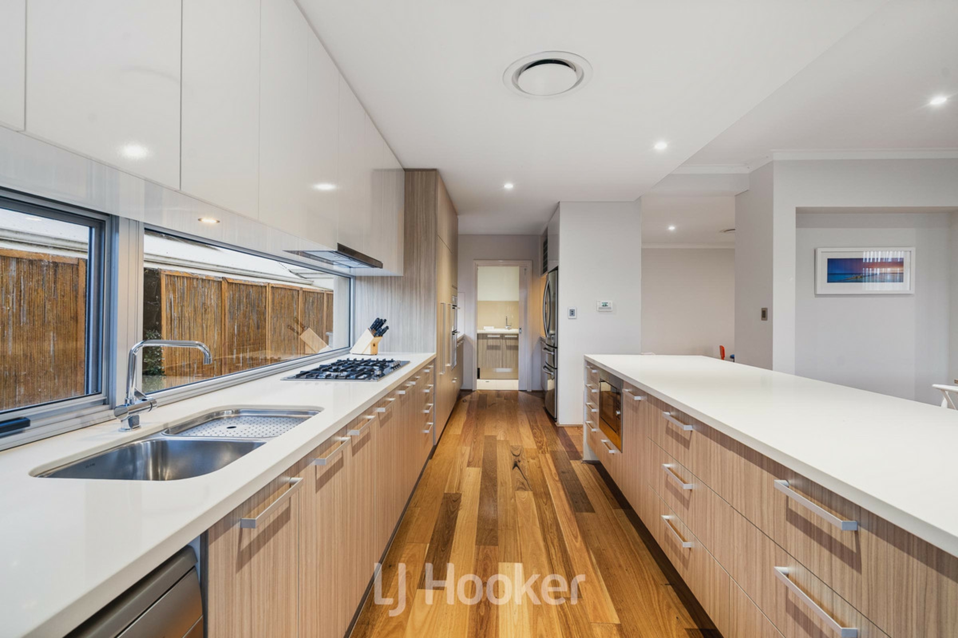 10 Aldercress Approach — photo 8 of 28