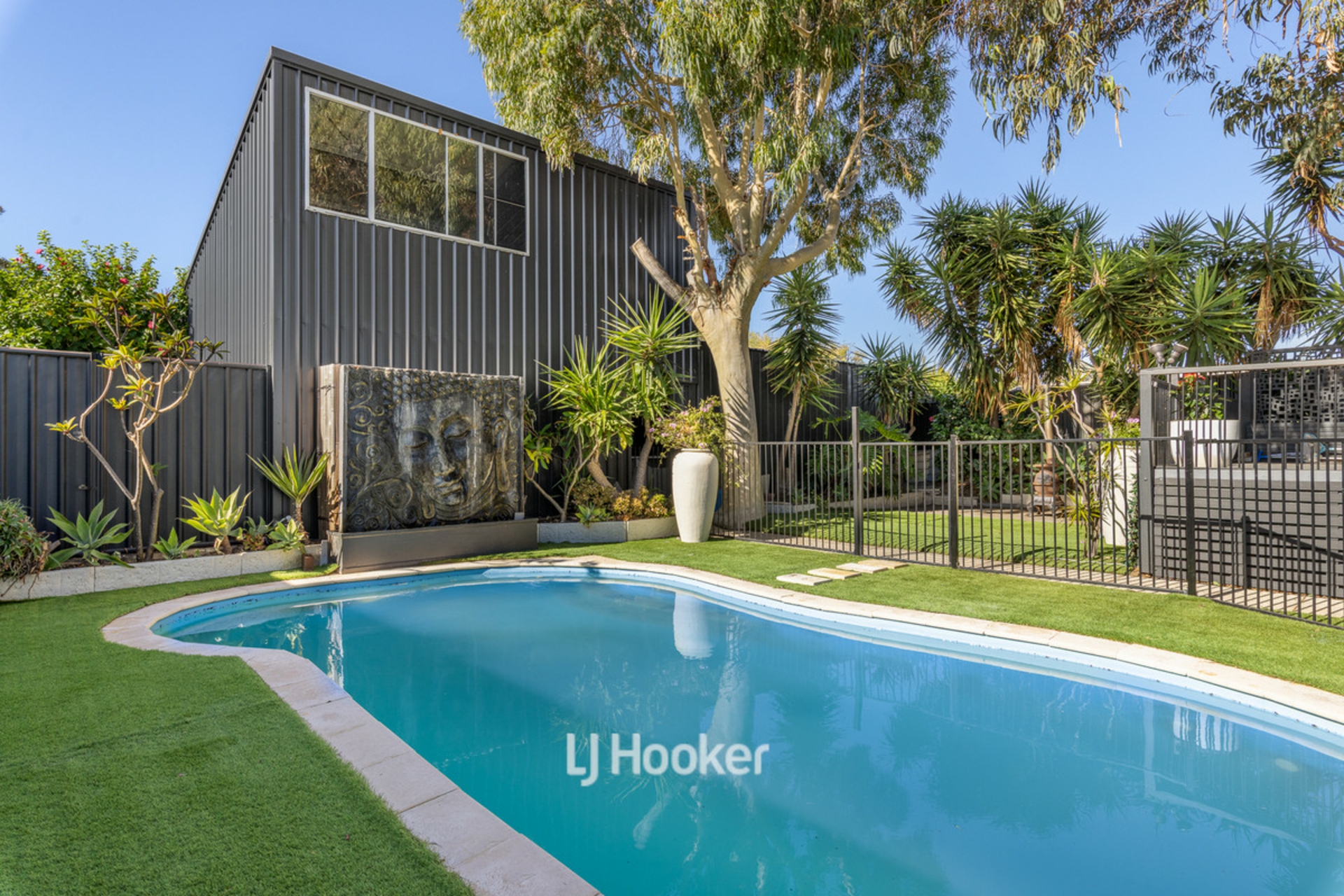 4 Rosamond Street — photo from LJ Hooker Property South West WA