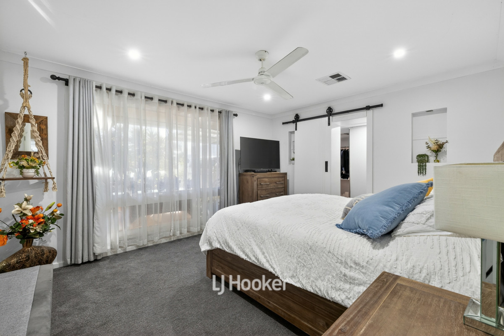 4 Rosamond Street — photo 8 of 30