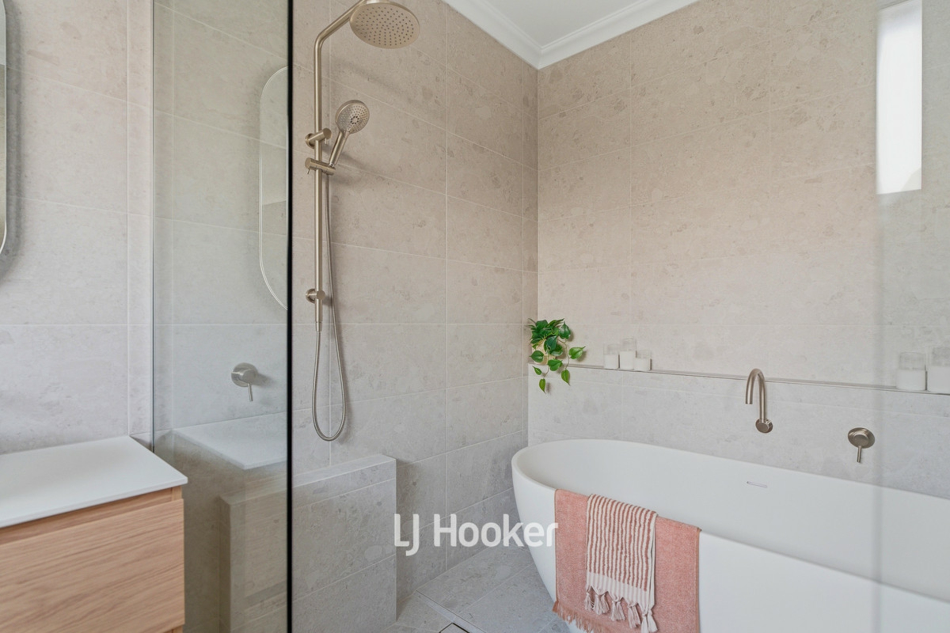 19B Venn Street — photo 4 of 30