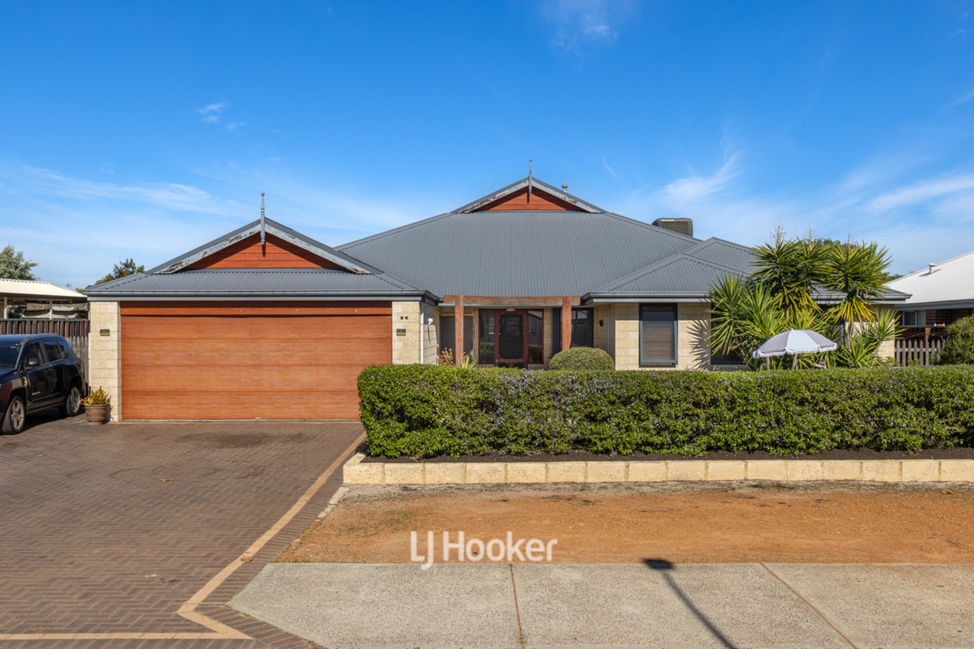 90 Macquarie Drive — photo from LJ Hooker Property South West WA