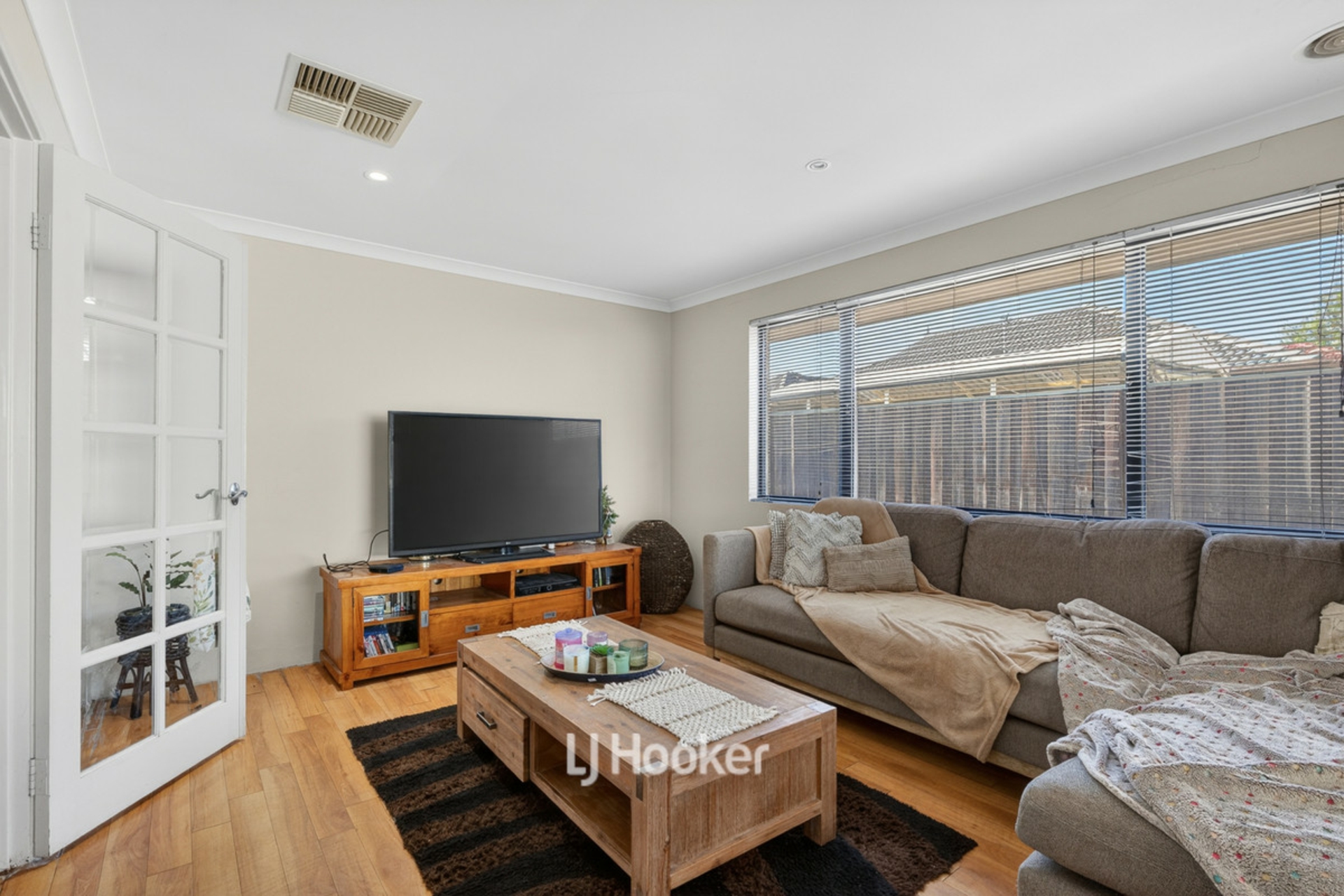 90 Macquarie Drive — photo 14 of 30