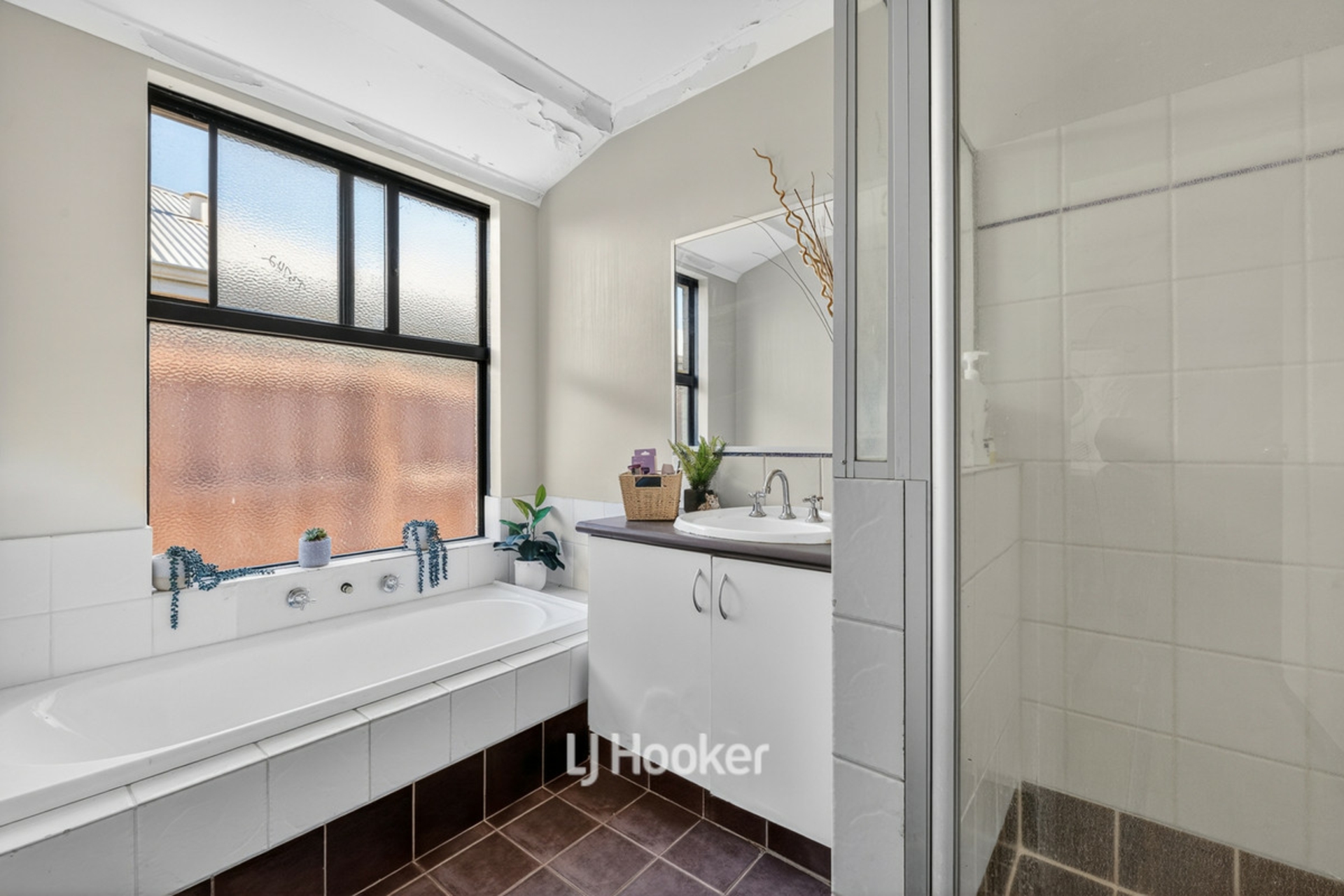 90 Macquarie Drive — photo 23 of 30