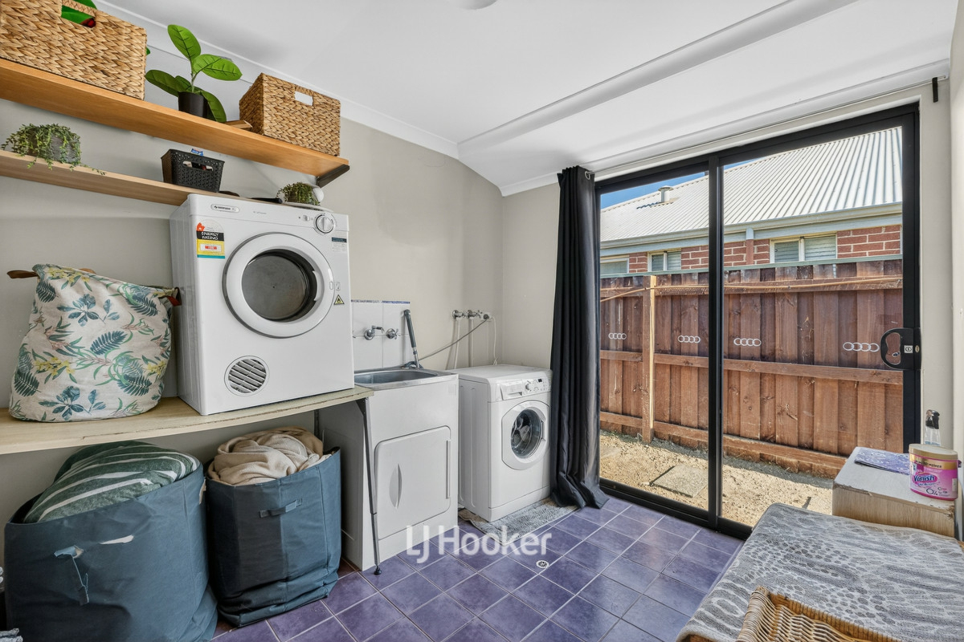 90 Macquarie Drive — photo 25 of 30