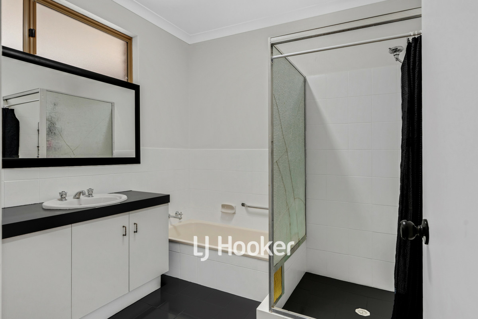 202 Booth Street — photo 15 of 27