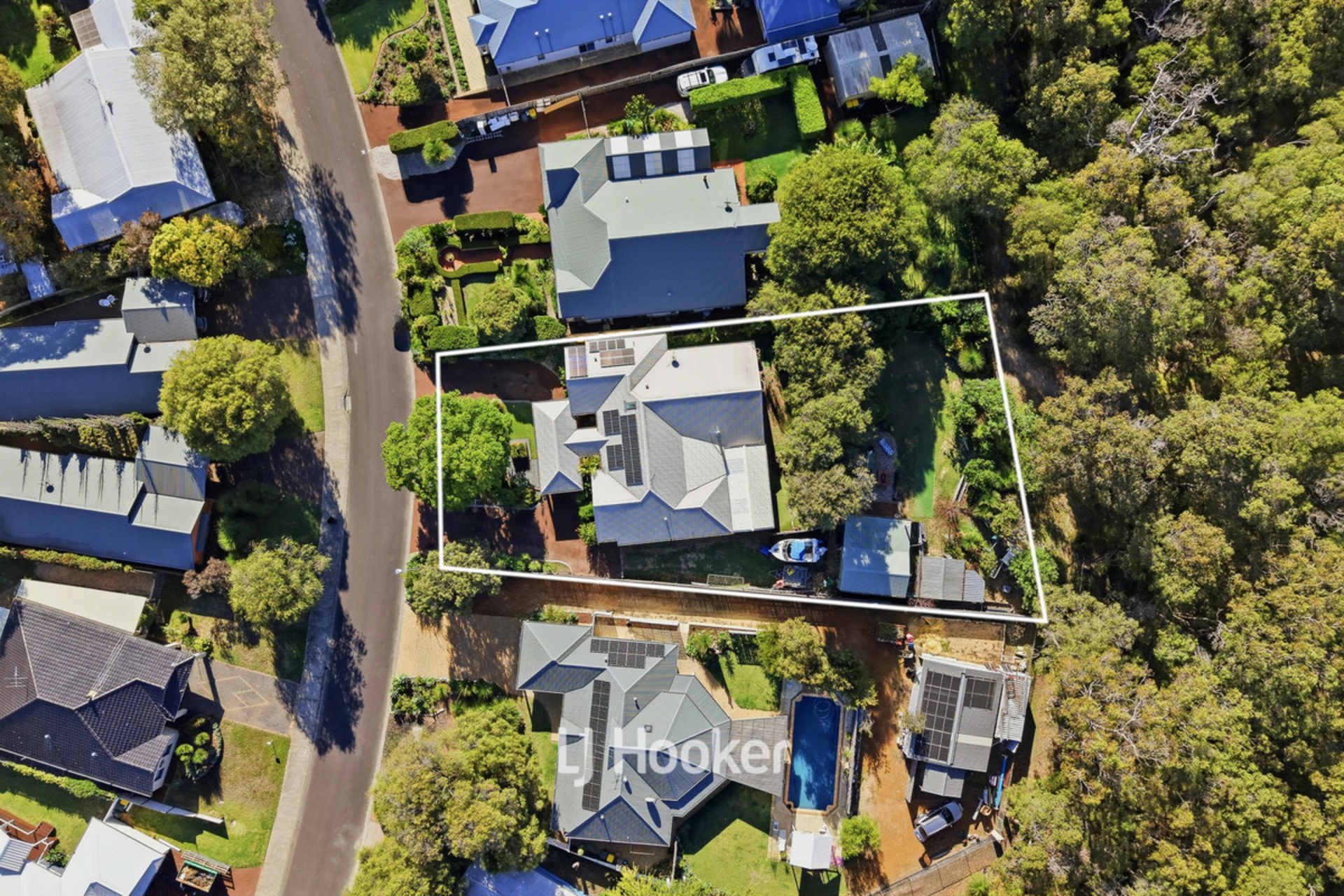 14 Schooner Crescent — photo 4 of 30