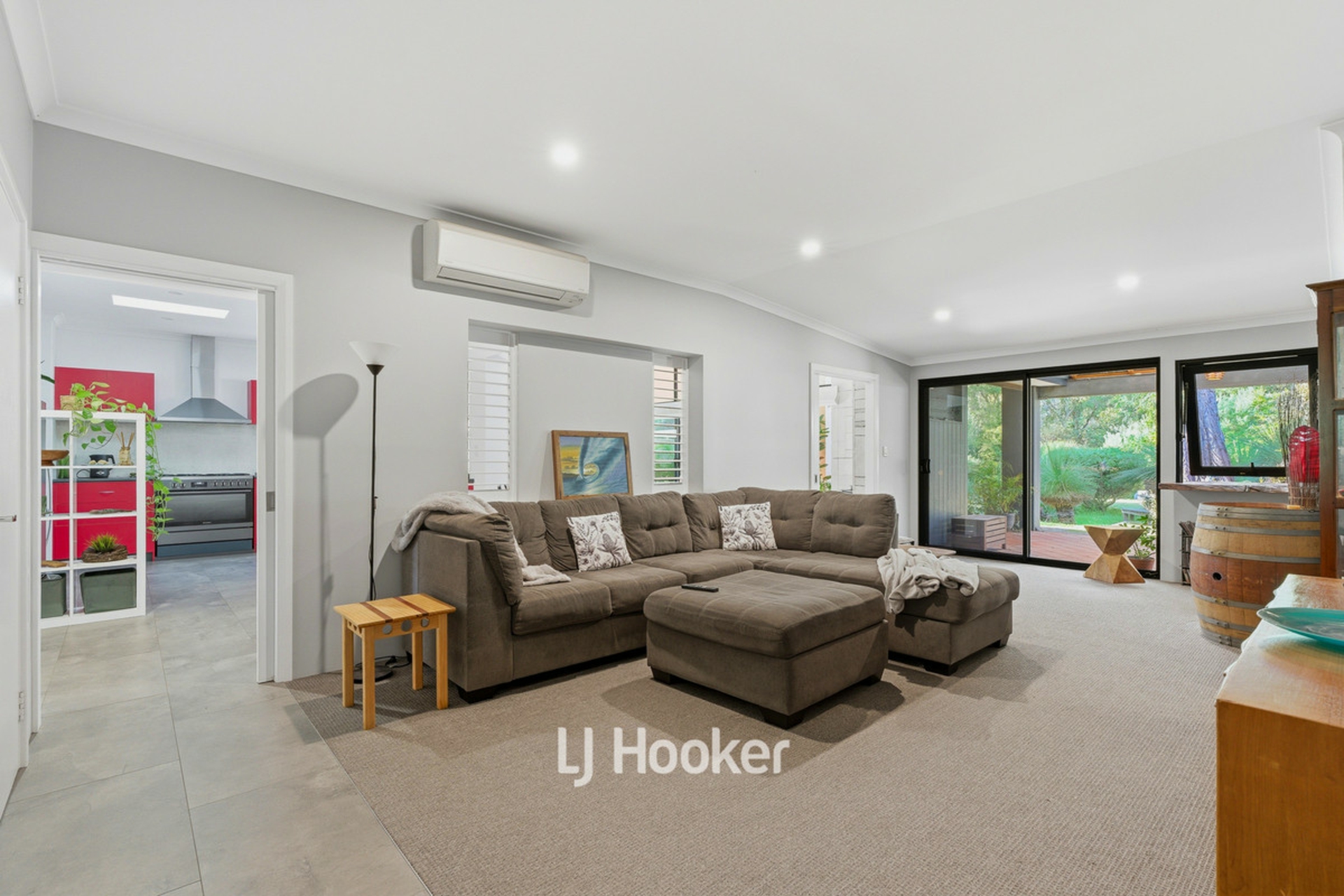 14 Schooner Crescent — photo 17 of 30